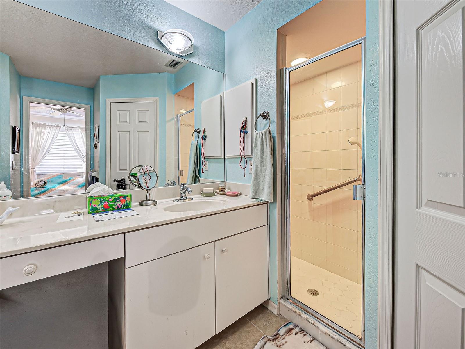 Image 16 of 32 For 11010 Greenway Avenue