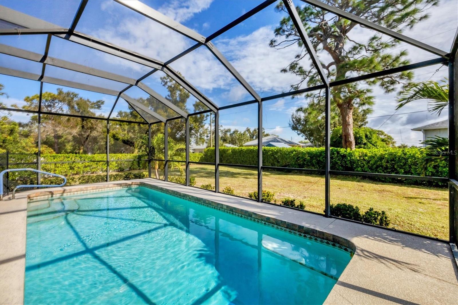 Image 29 of 37 For 1815 Neptune Drive