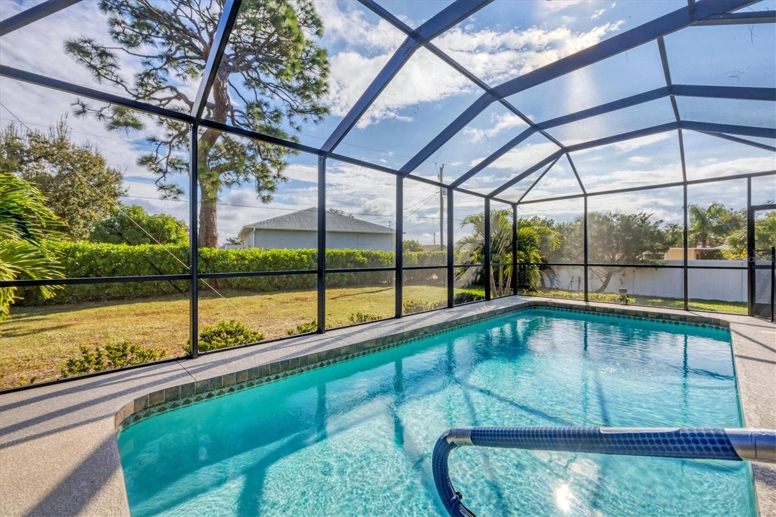 Image 30 of 37 For 1815 Neptune Drive