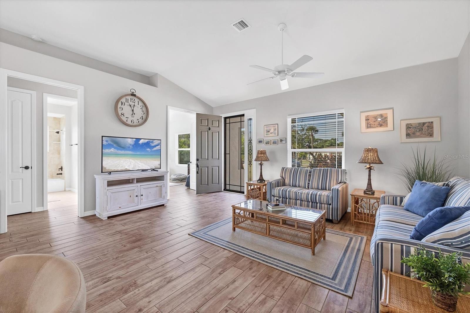 Image 7 of 37 For 1815 Neptune Drive