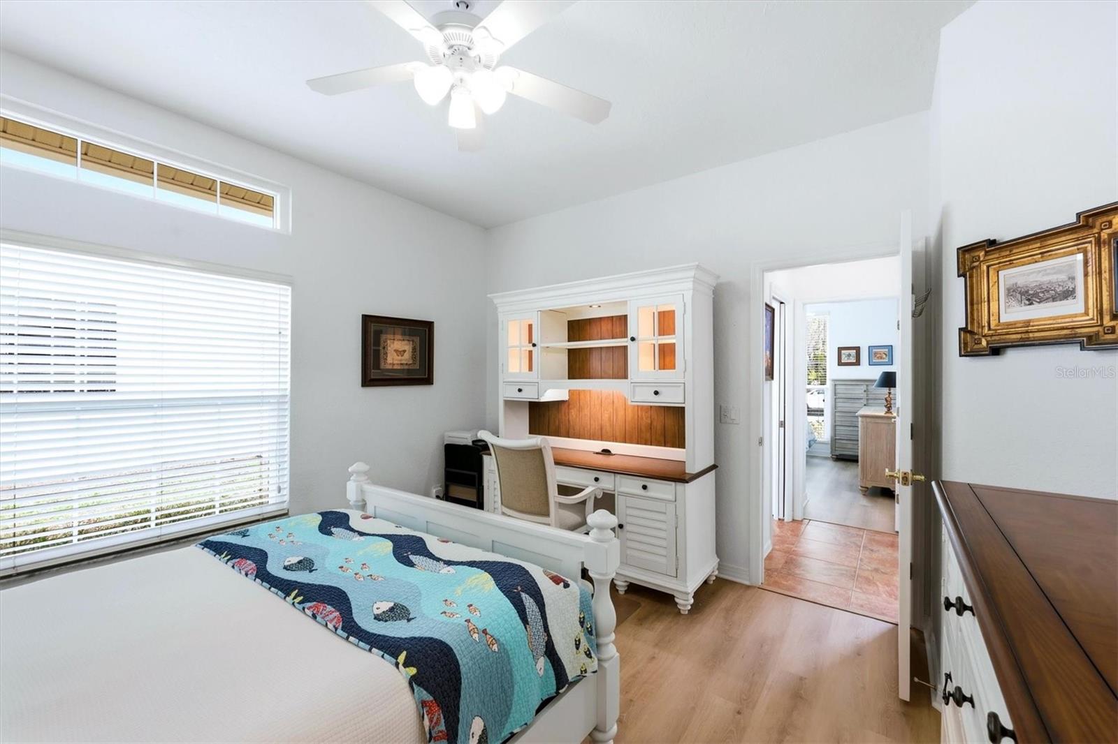 Image 28 of 53 For 304 Bermuda Court 14