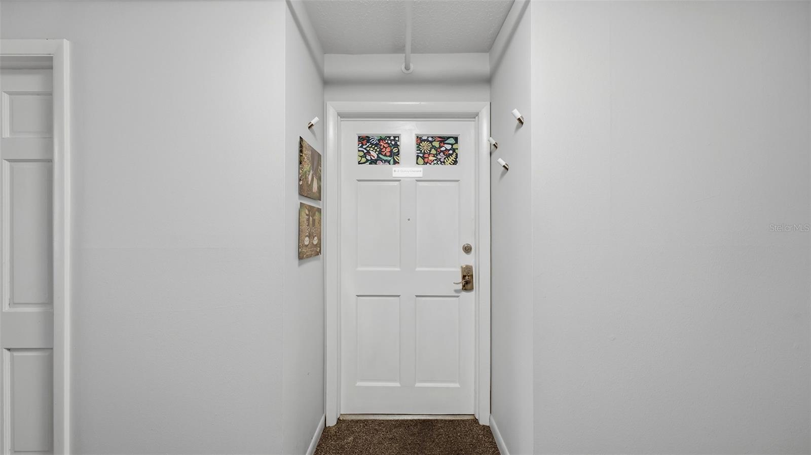 Image 18 of 33 For 200 The Esplanade N B2