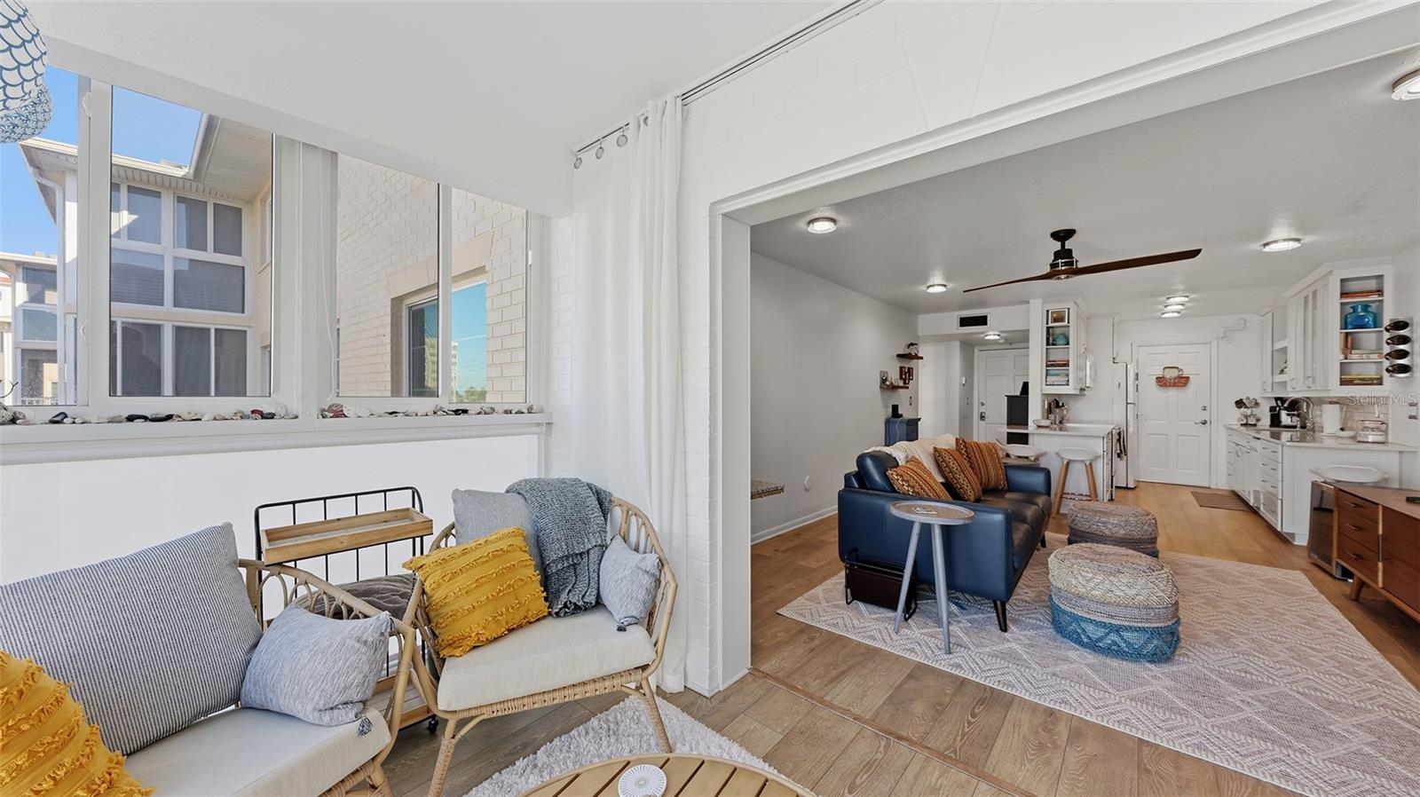 Image 7 of 33 For 200 The Esplanade N B2