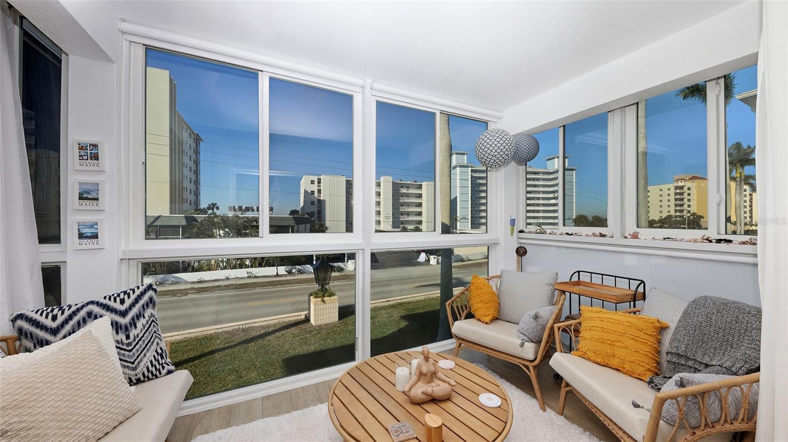 Image 8 of 33 For 200 The Esplanade N B2