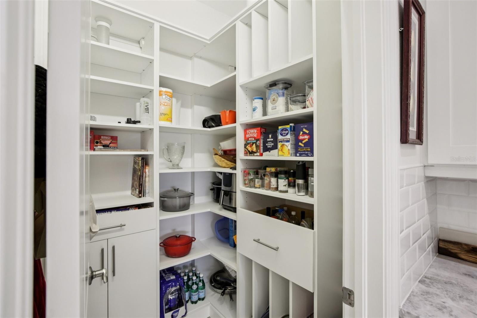 Image 18 of 81 For 23524 Copperleaf Drive