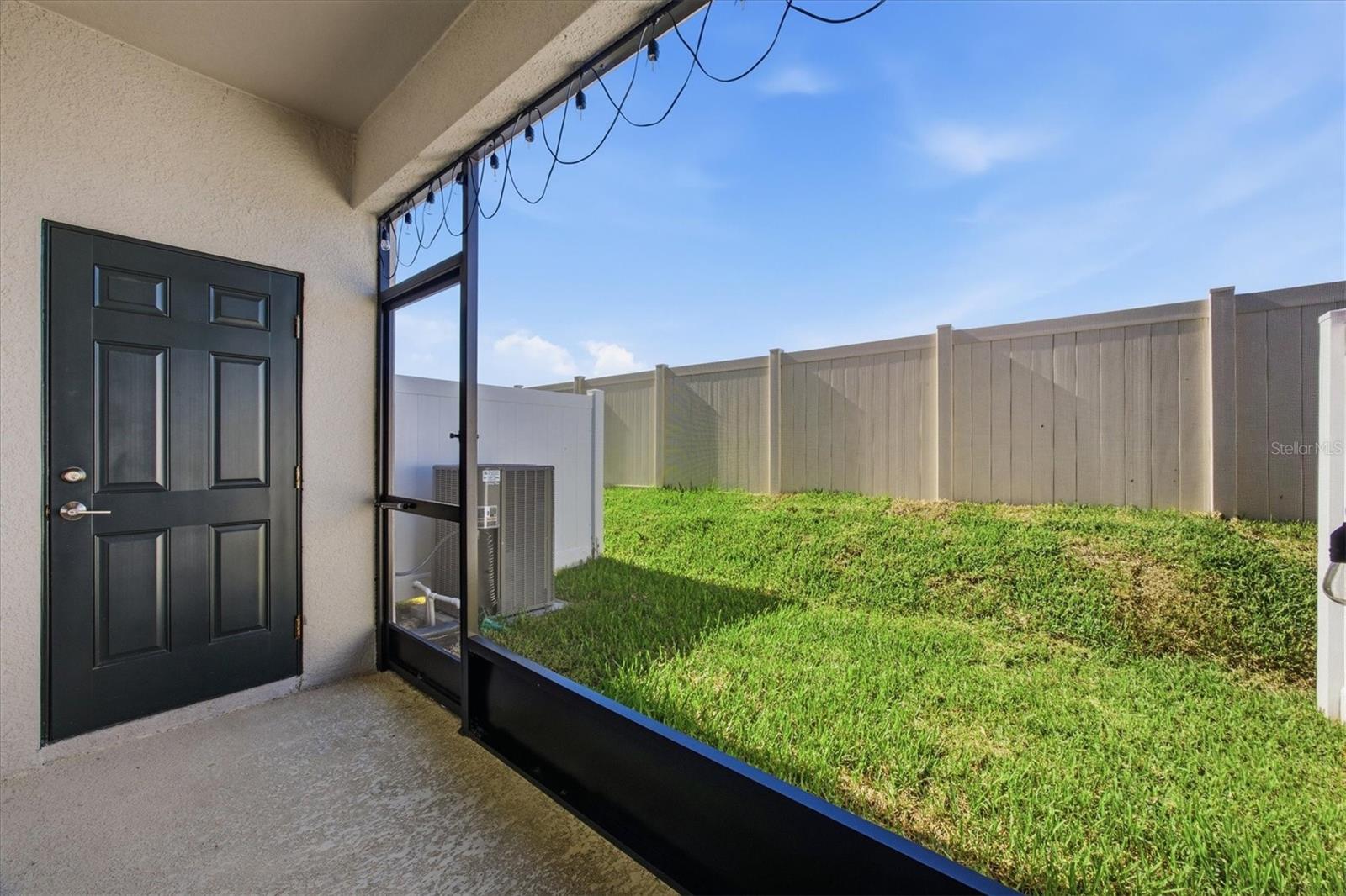 Image 23 of 41 For 8757 Daybreak Street