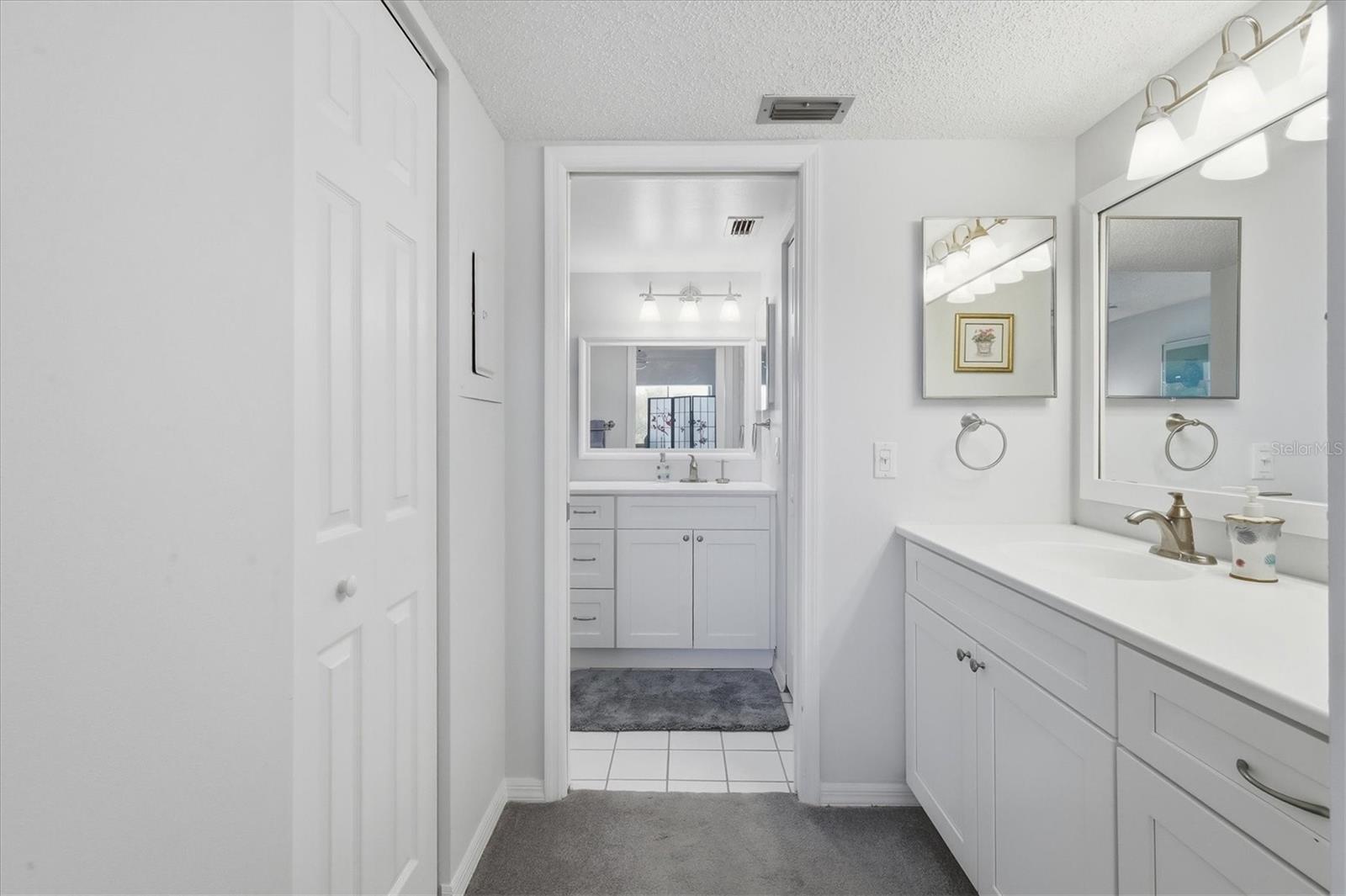 Image 19 of 61 For 414 Cerromar Circle S 249