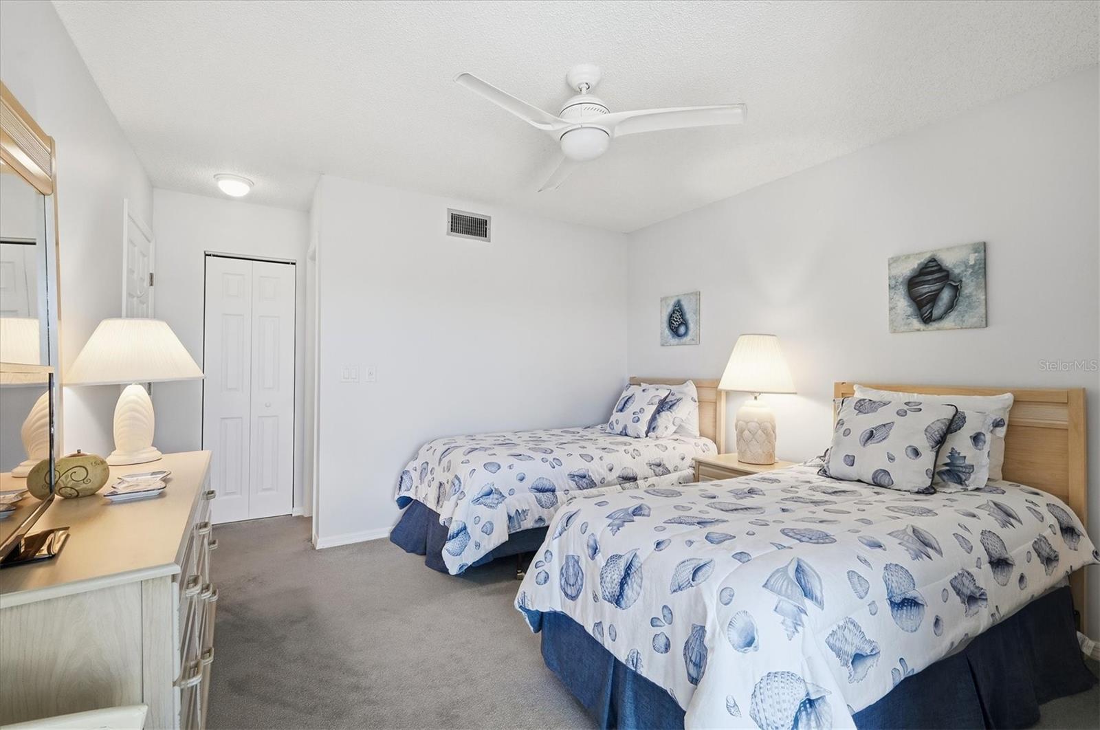 Image 21 of 61 For 414 Cerromar Circle S 249