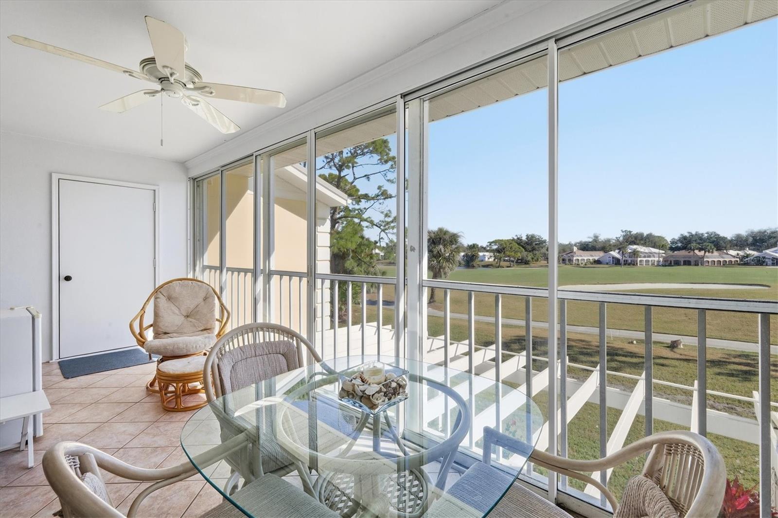 Image 26 of 61 For 414 Cerromar Circle S 249