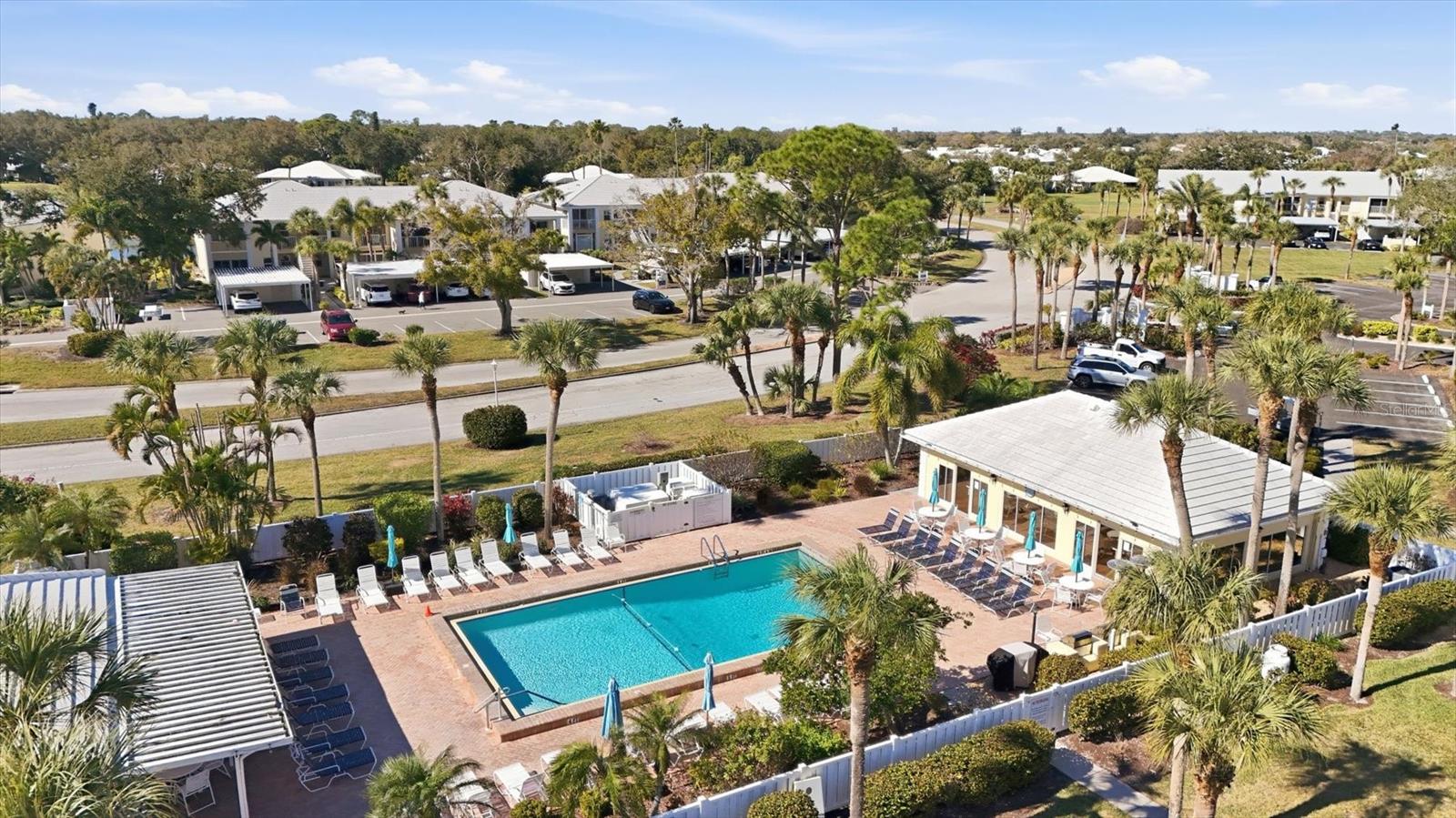 Image 41 of 61 For 414 Cerromar Circle S 249