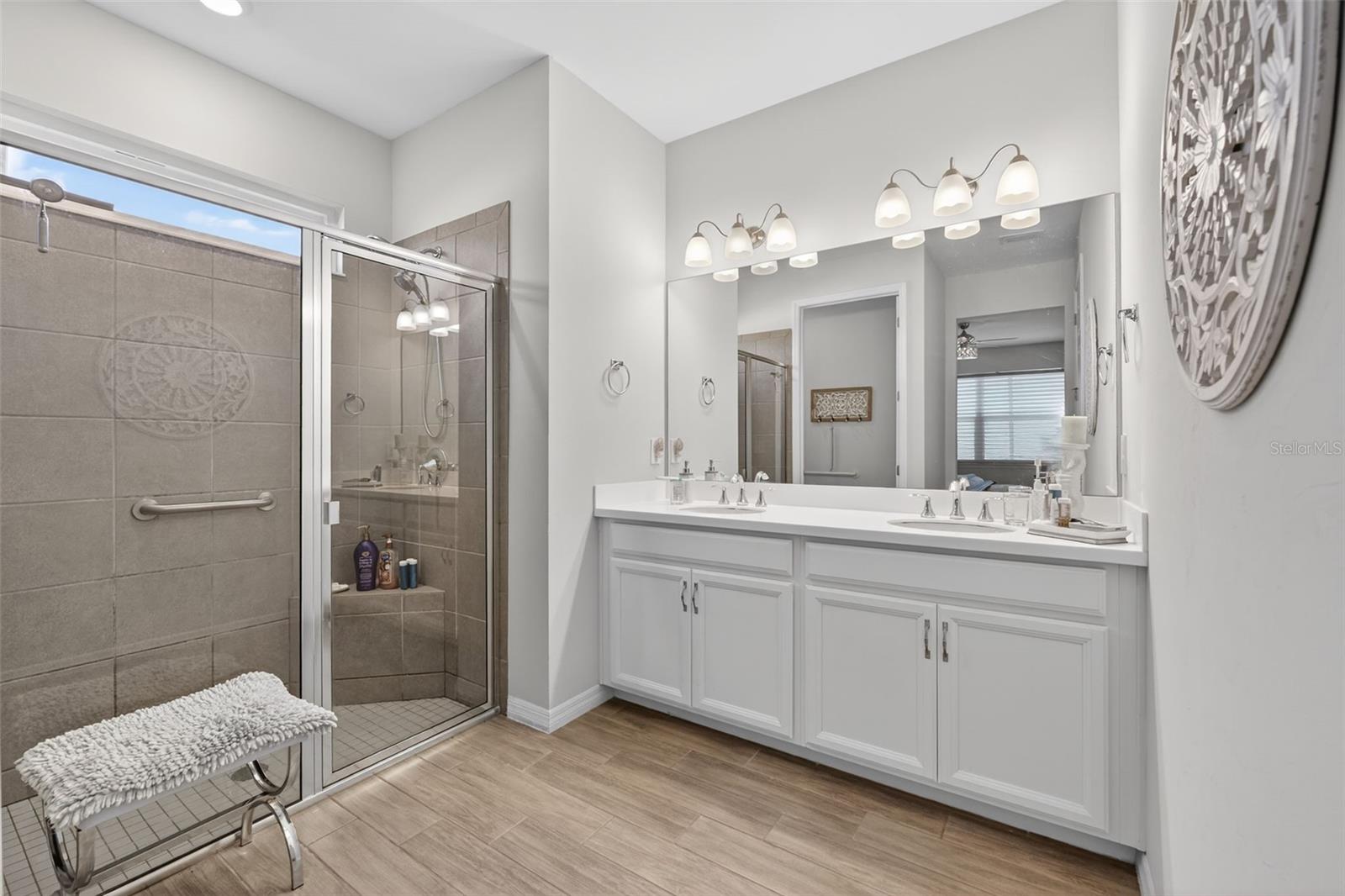 Image 22 of 52 For 8117 Thruso Road