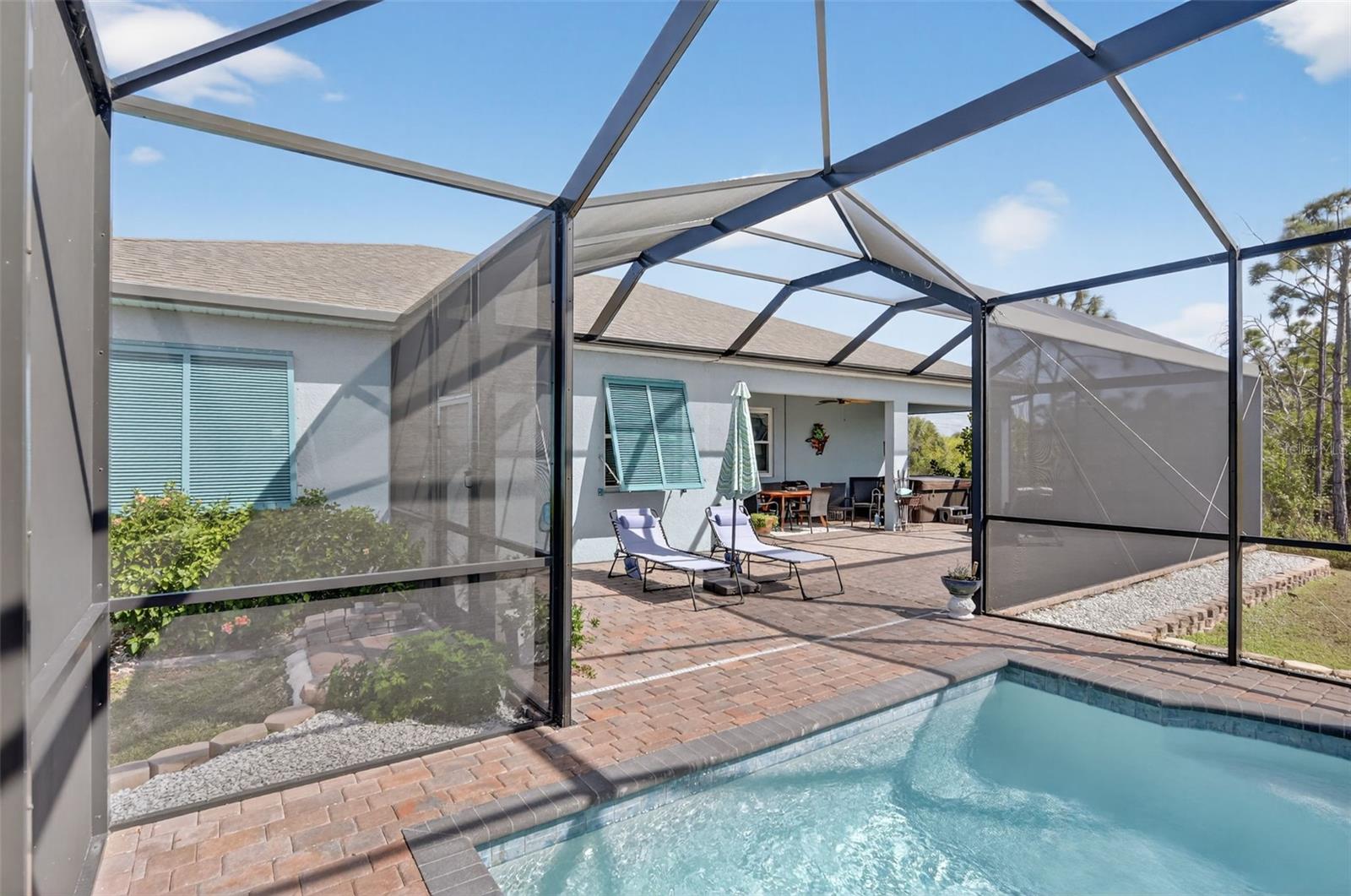 Image 37 of 52 For 8117 Thruso Road