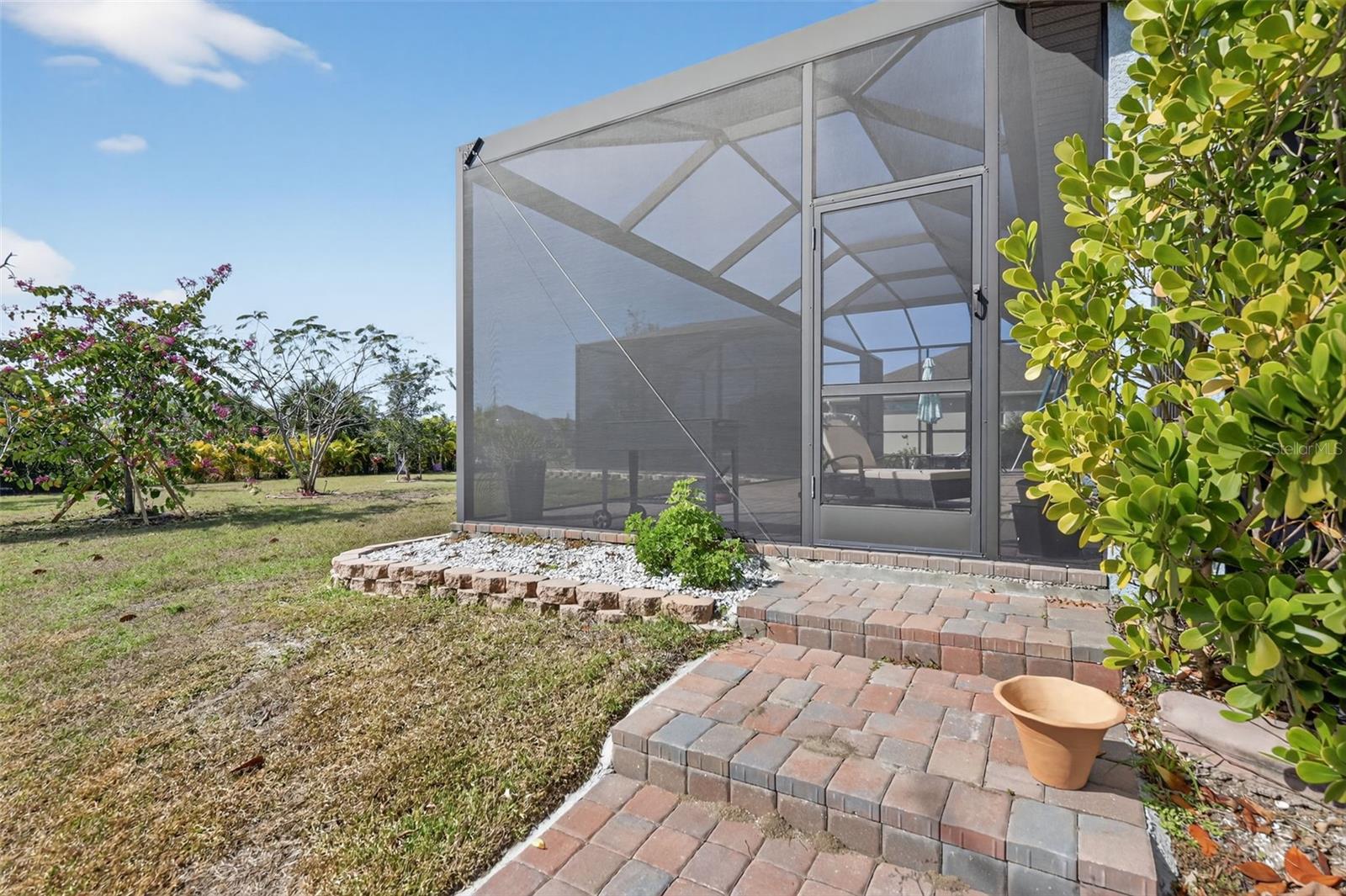 Image 46 of 52 For 8117 Thruso Road