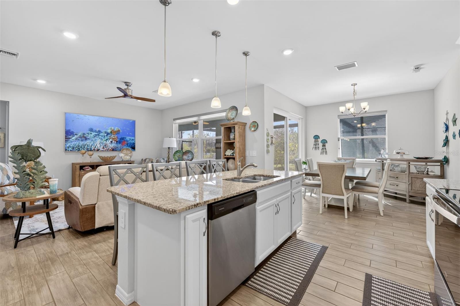 Image 9 of 52 For 8117 Thruso Road