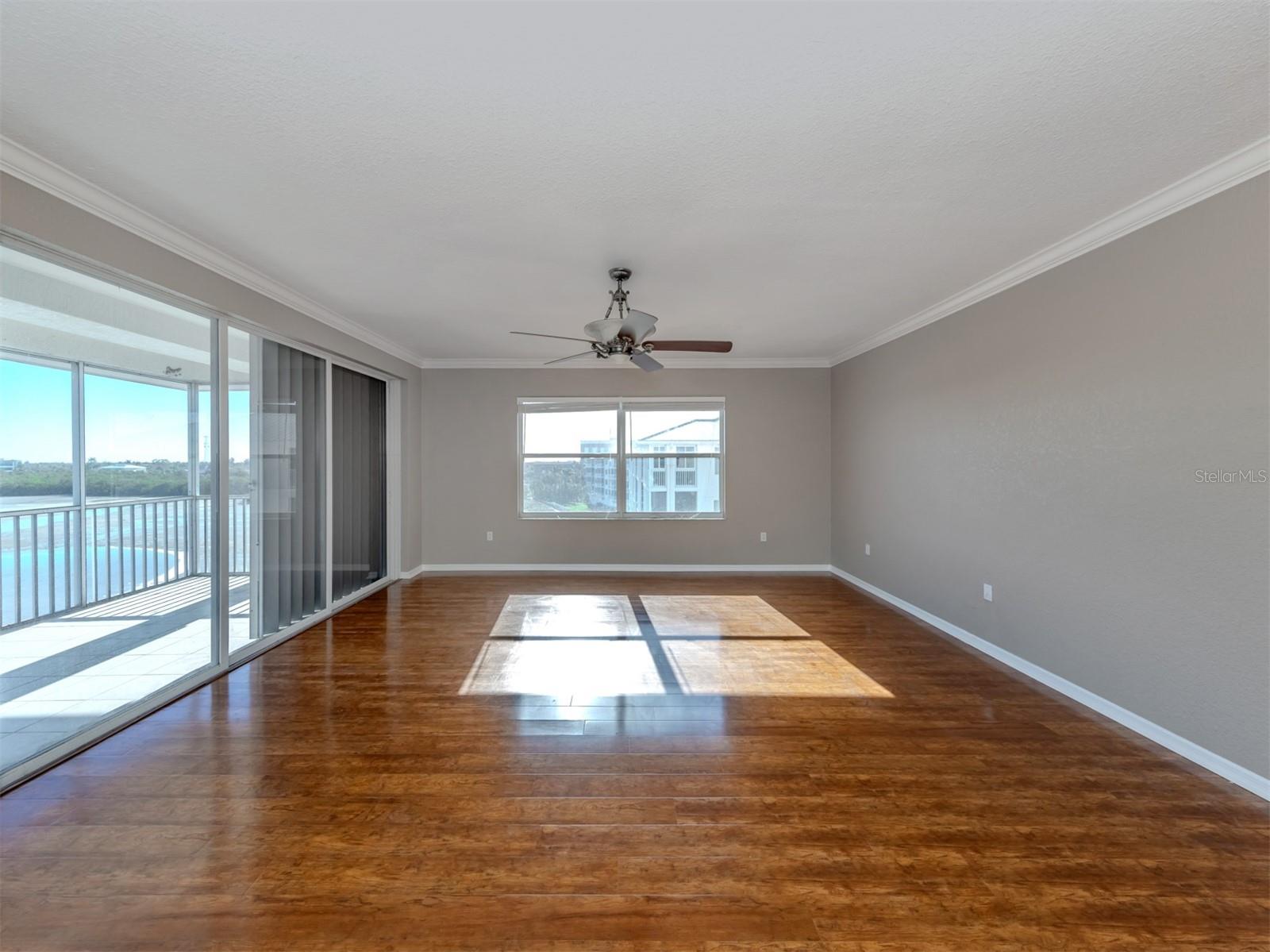 Image 13 of 67 For 200 Harbor Walk Drive 155