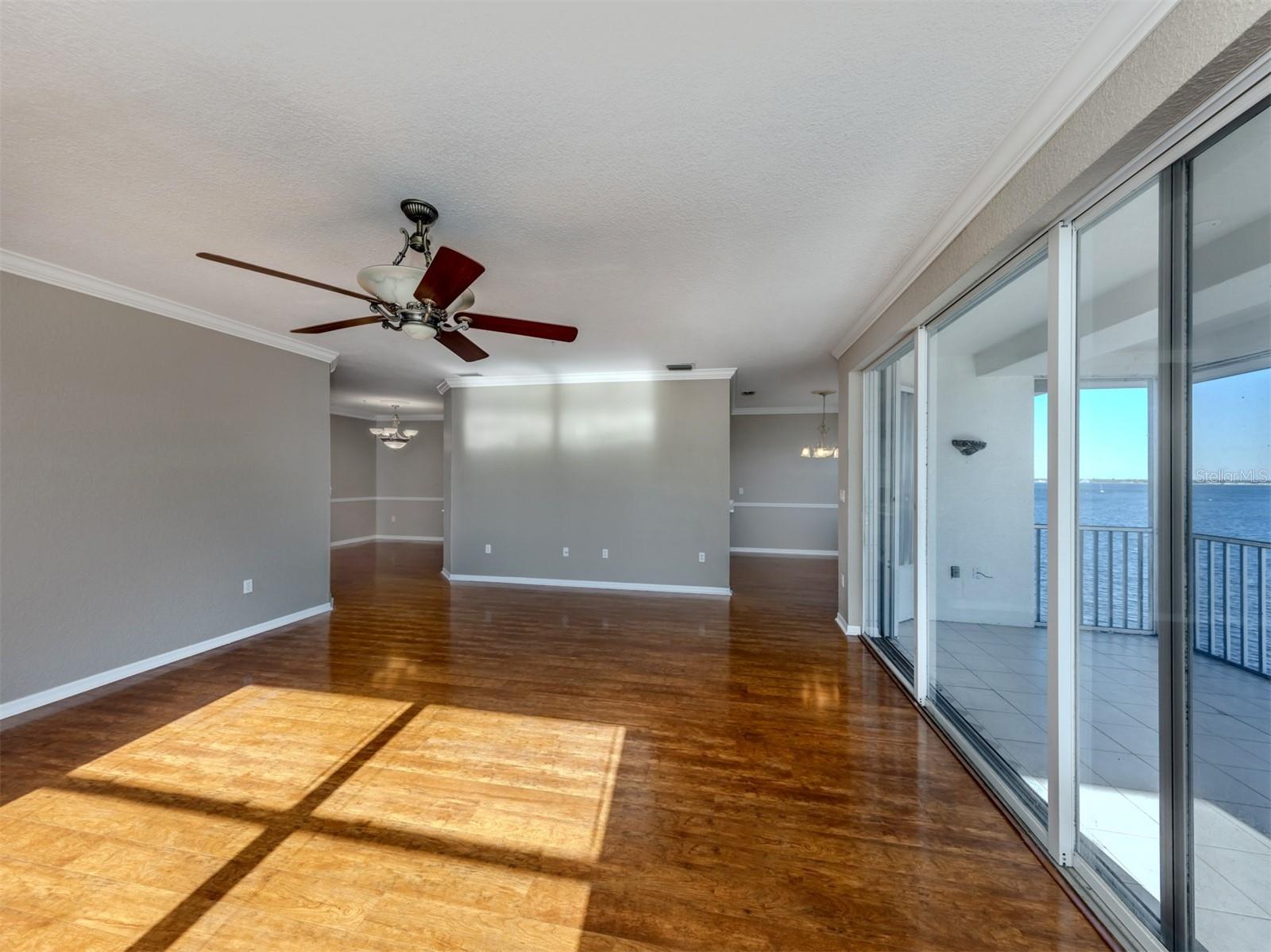 Image 15 of 67 For 200 Harbor Walk Drive 155