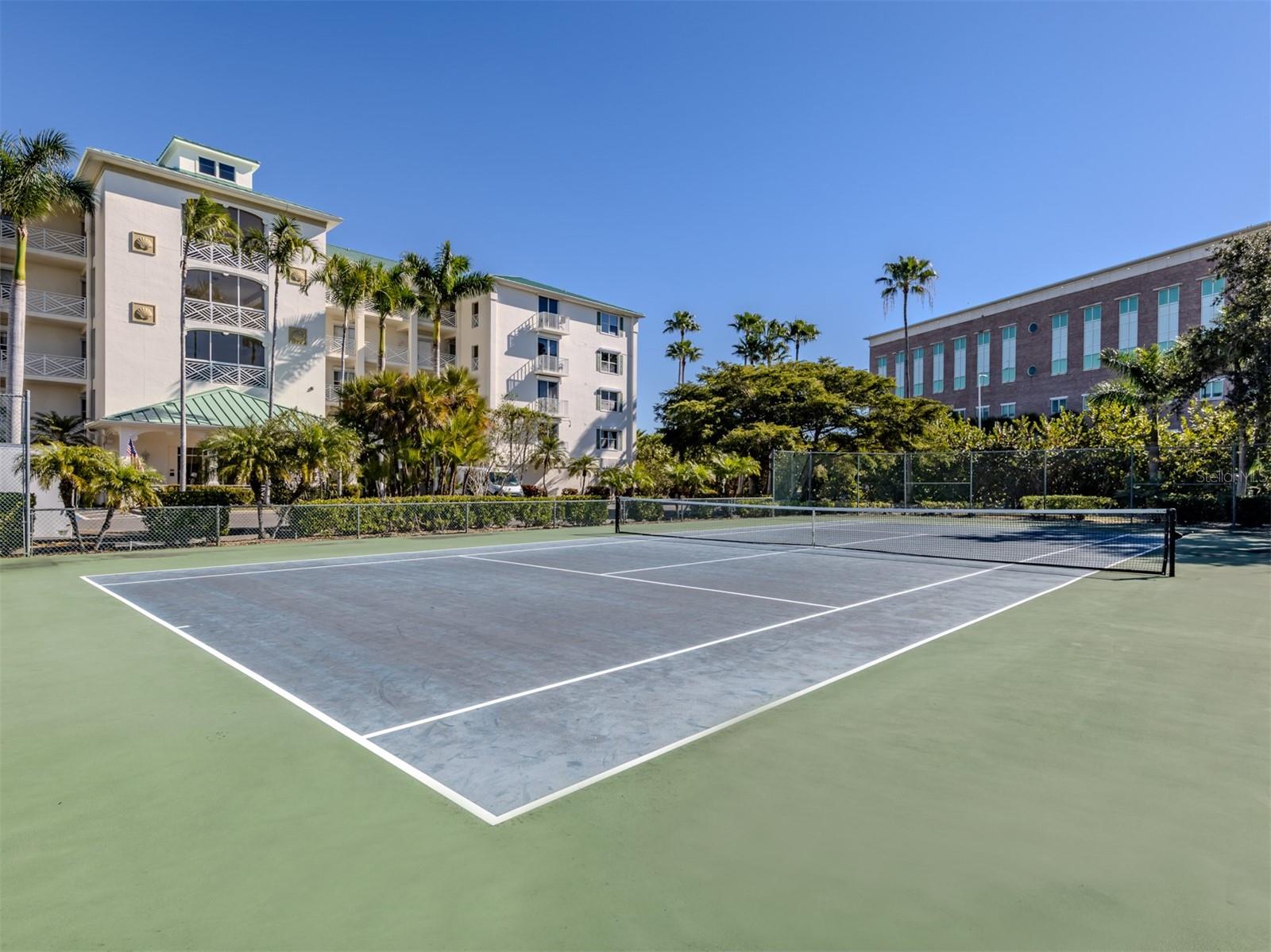 Image 47 of 67 For 200 Harbor Walk Drive 155