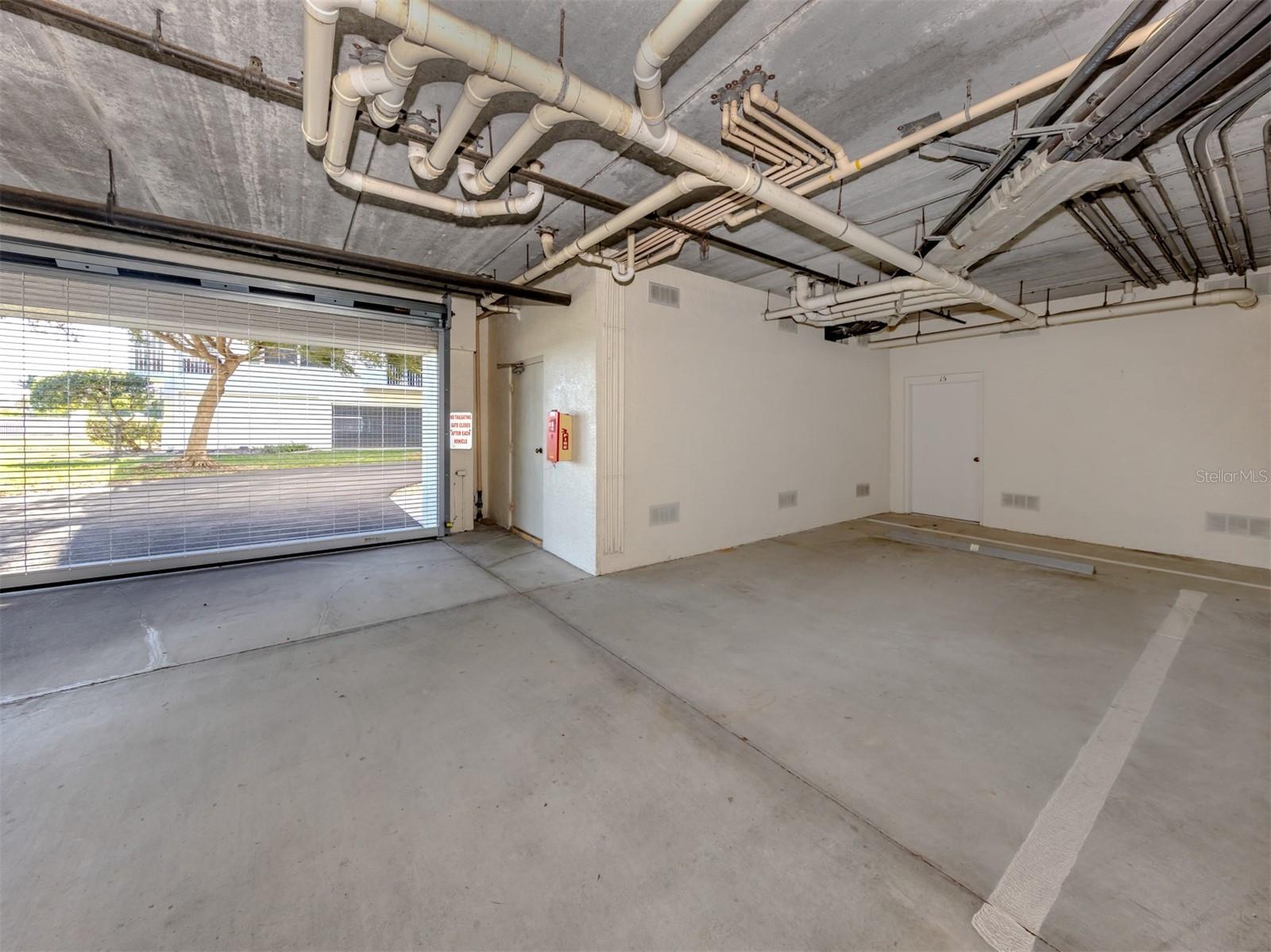 Image 7 of 67 For 200 Harbor Walk Drive 155