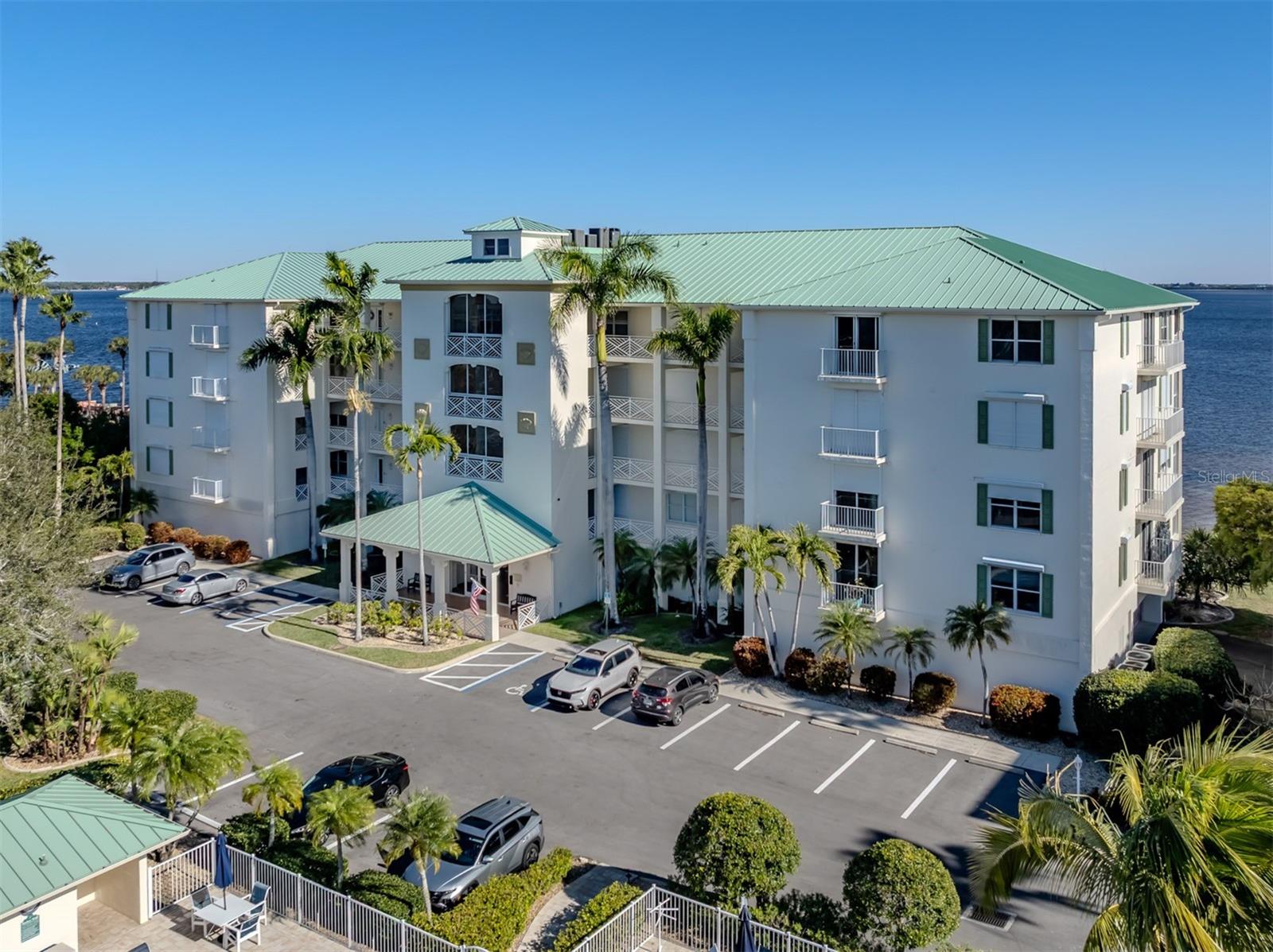 Image 8 of 67 For 200 Harbor Walk Drive 155