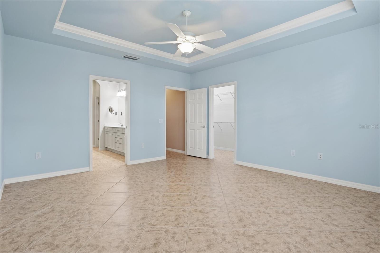 Image 23 of 69 For 19138 Kirella Street