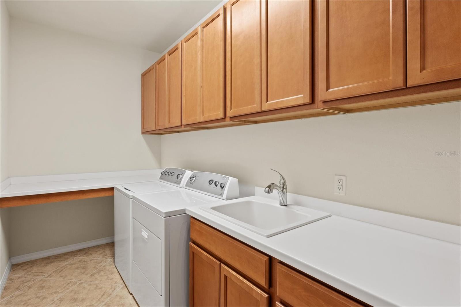 Image 34 of 69 For 19138 Kirella Street