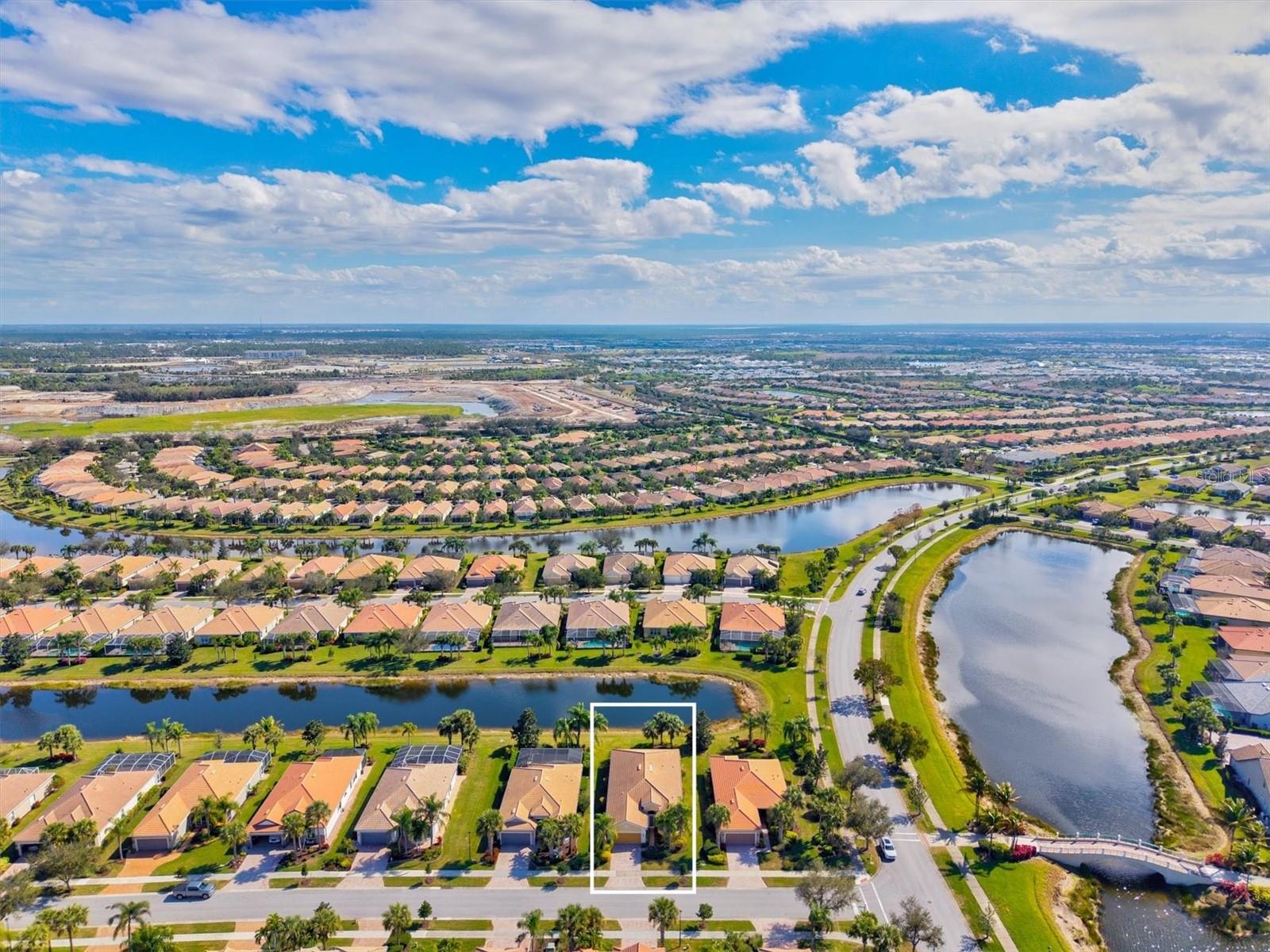 Image 45 of 69 For 19138 Kirella Street