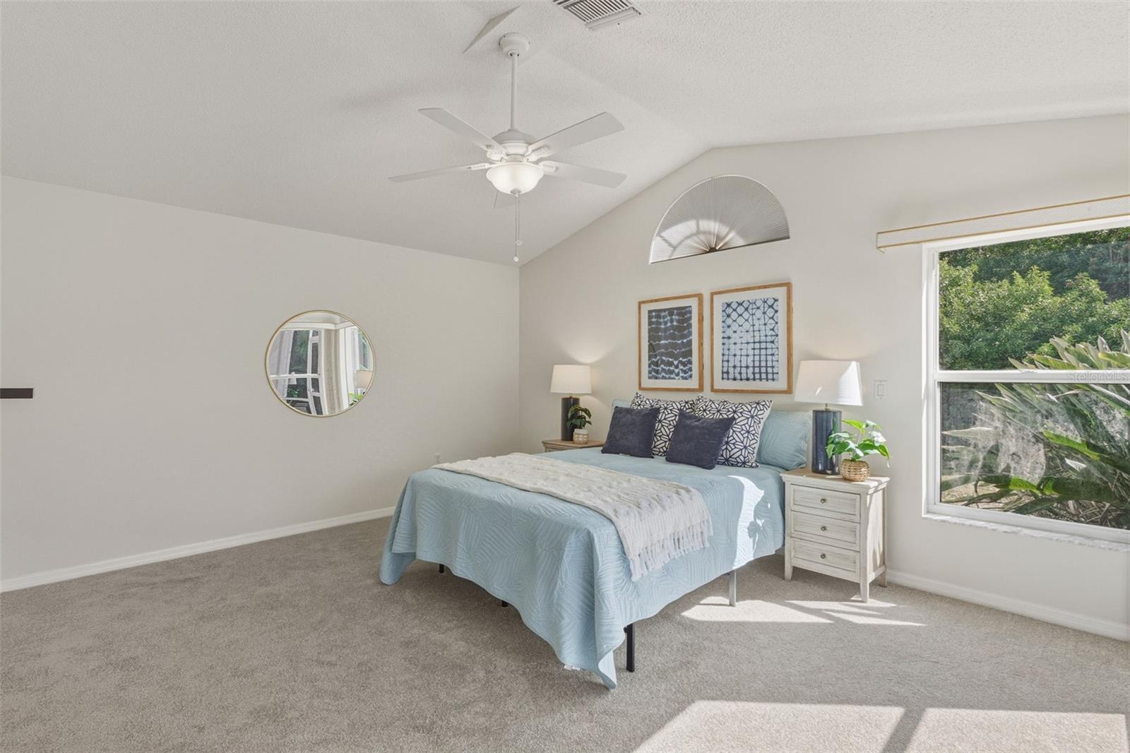 Image 24 of 75 For 944 Harbor Town Drive