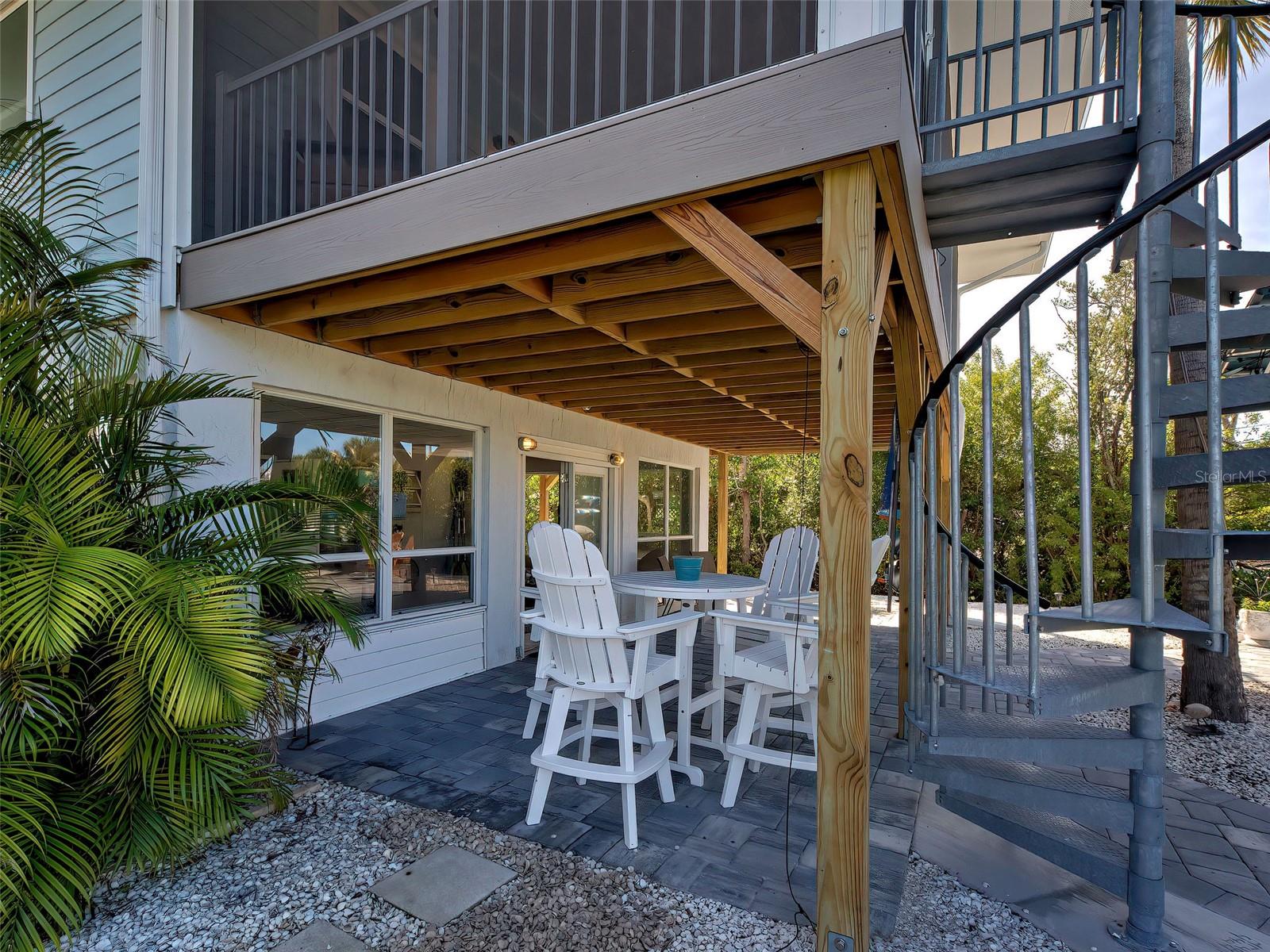 Listing photo id 10 for 120 Mockingbird Lane