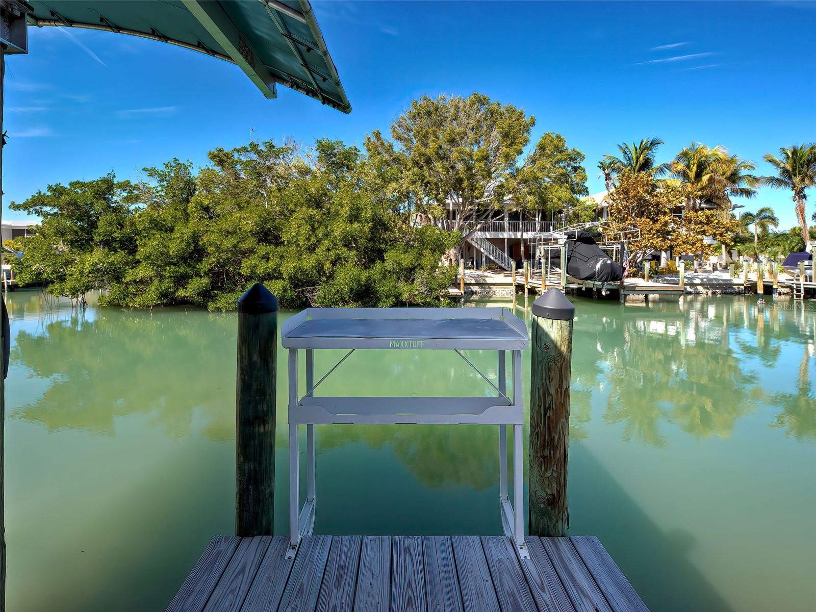 Listing photo id 15 for 120 Mockingbird Lane