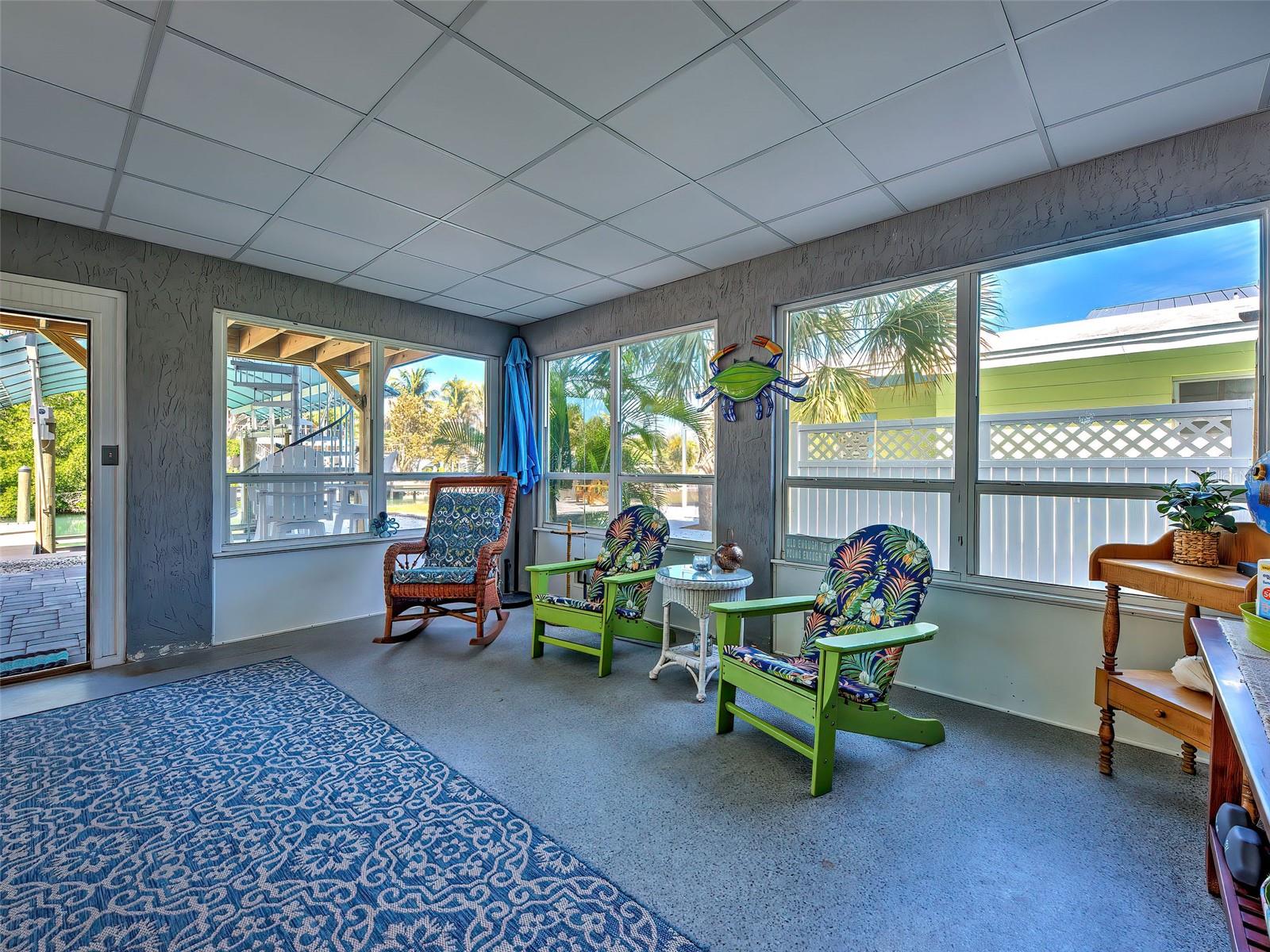 Listing photo id 20 for 120 Mockingbird Lane