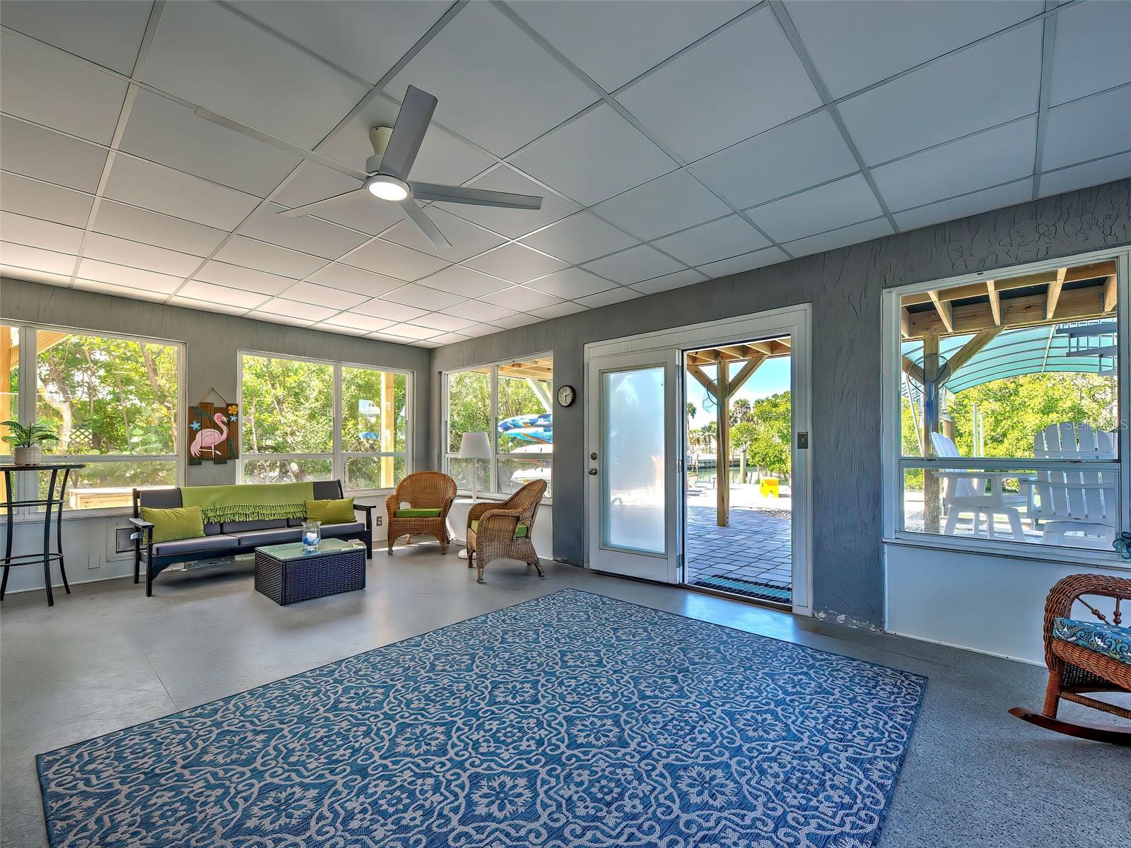 Listing photo id 21 for 120 Mockingbird Lane