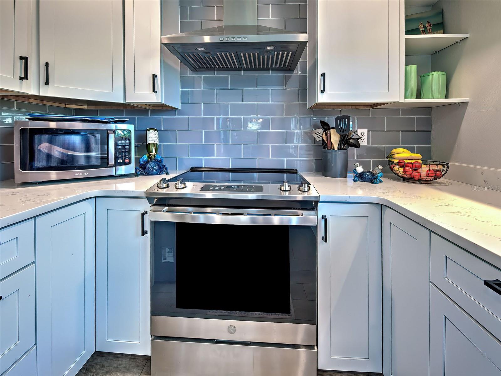 Listing photo id 41 for 120 Mockingbird Lane