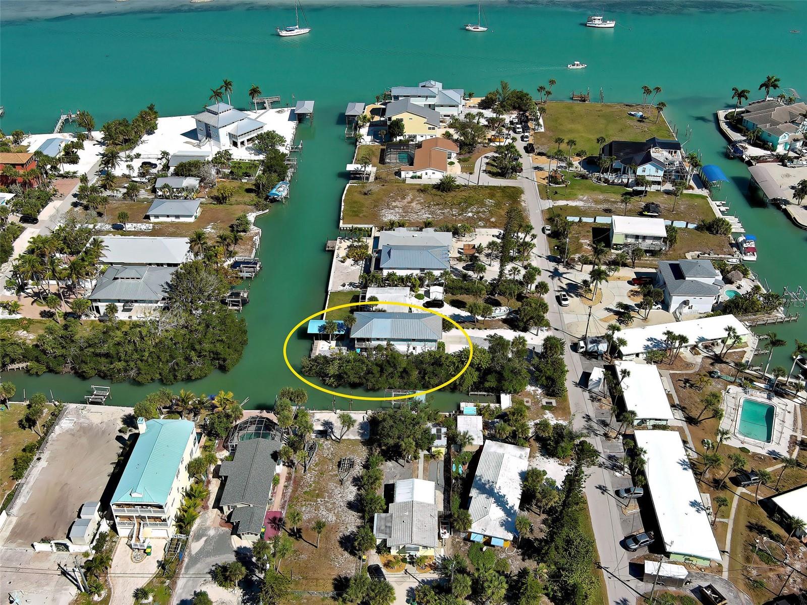 Listing photo id 66 for 120 Mockingbird Lane