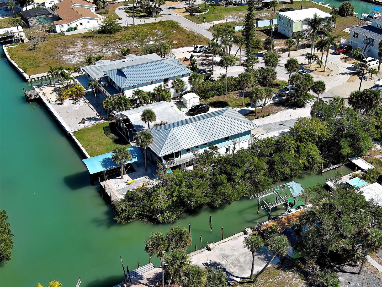 Listing photo id 67 for 120 Mockingbird Lane