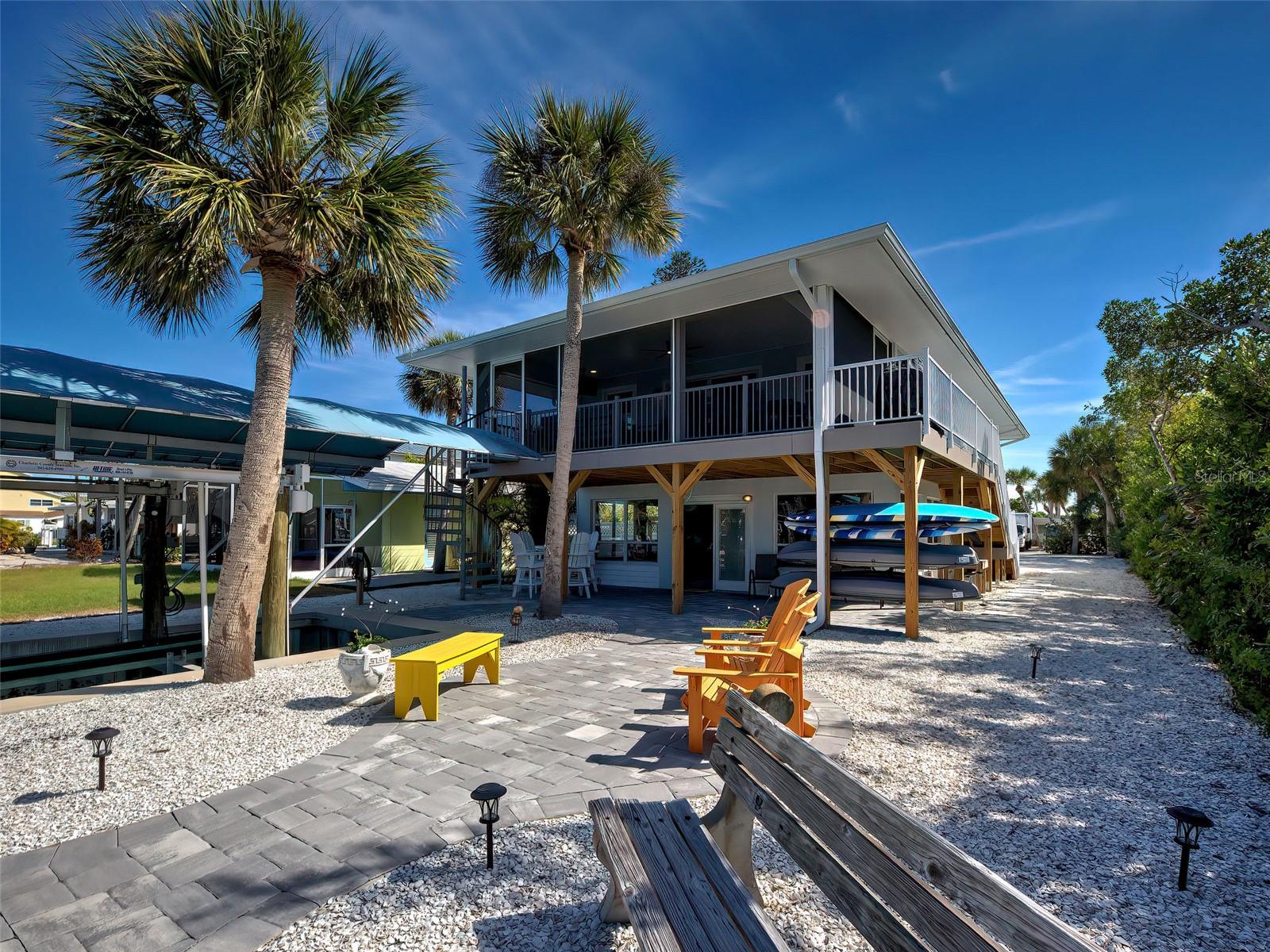 Listing photo id 7 for 120 Mockingbird Lane