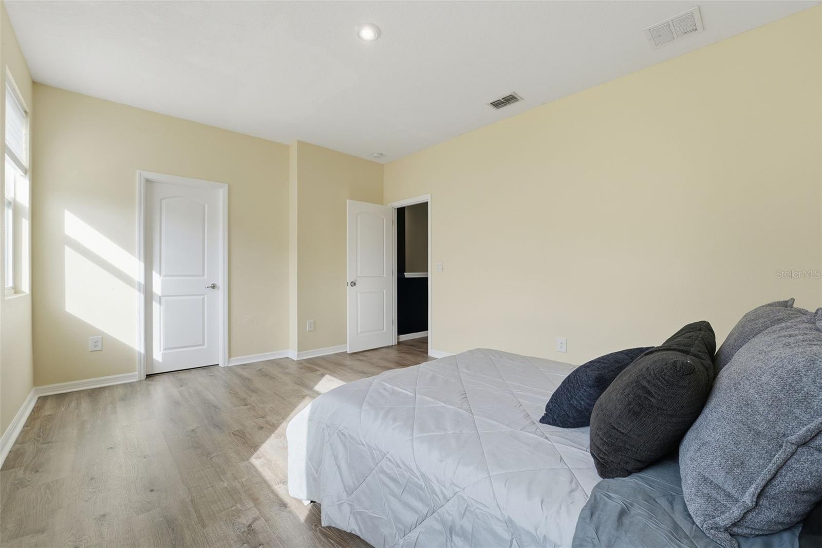 Image 25 of 33 For 1770 Woodleaf Hammock Court