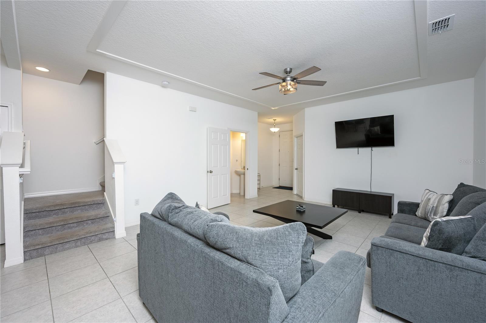 Image 8 of 35 For 6256 Camino Drive