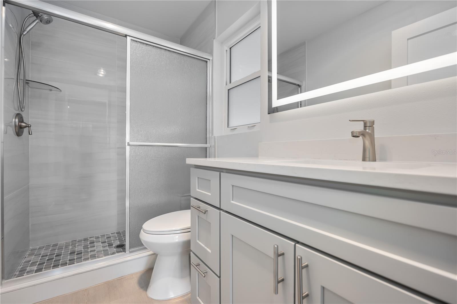 Image 33 of 60 For 825 White Cap Circle 4