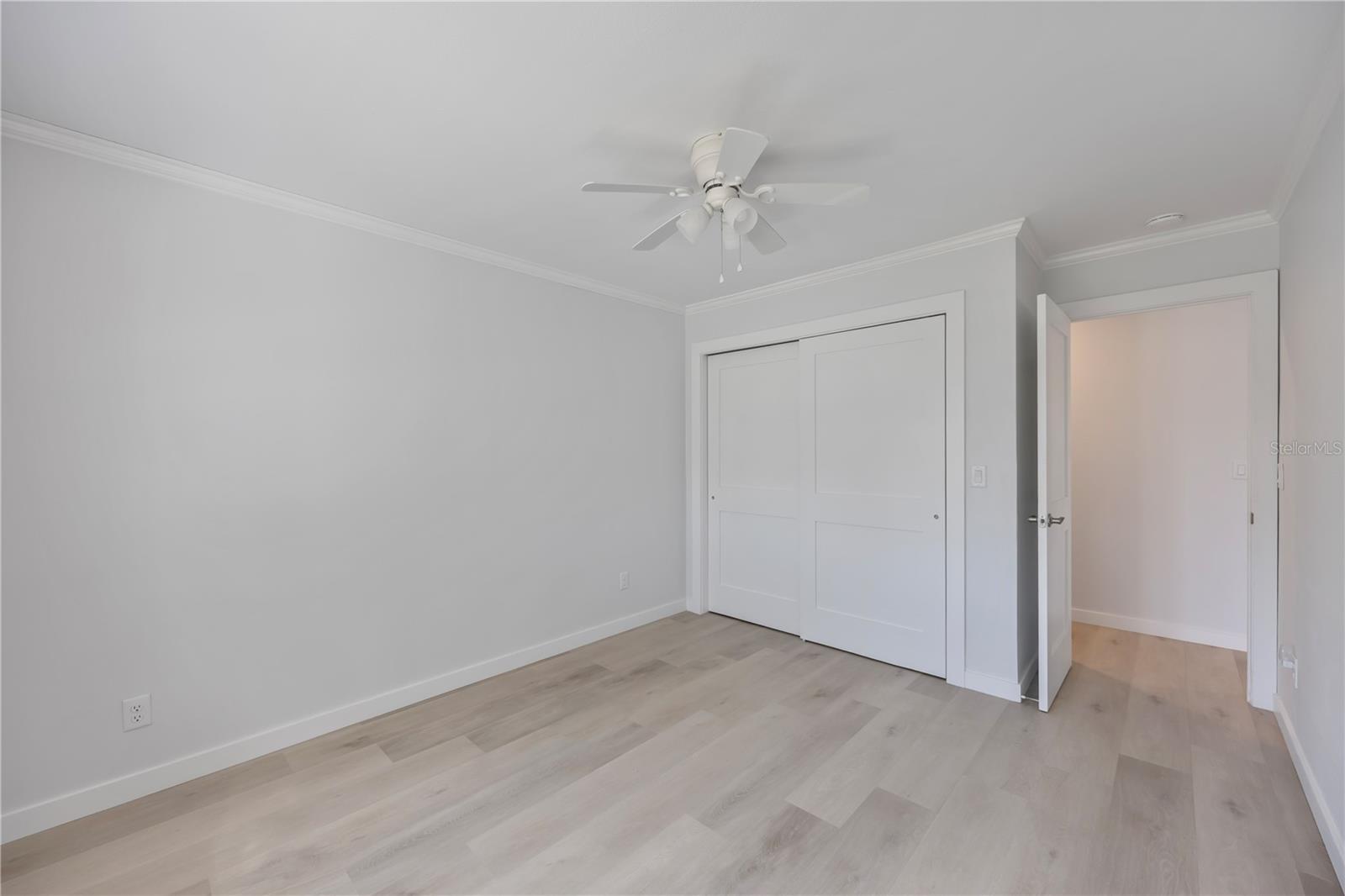 Image 37 of 60 For 825 White Cap Circle 4