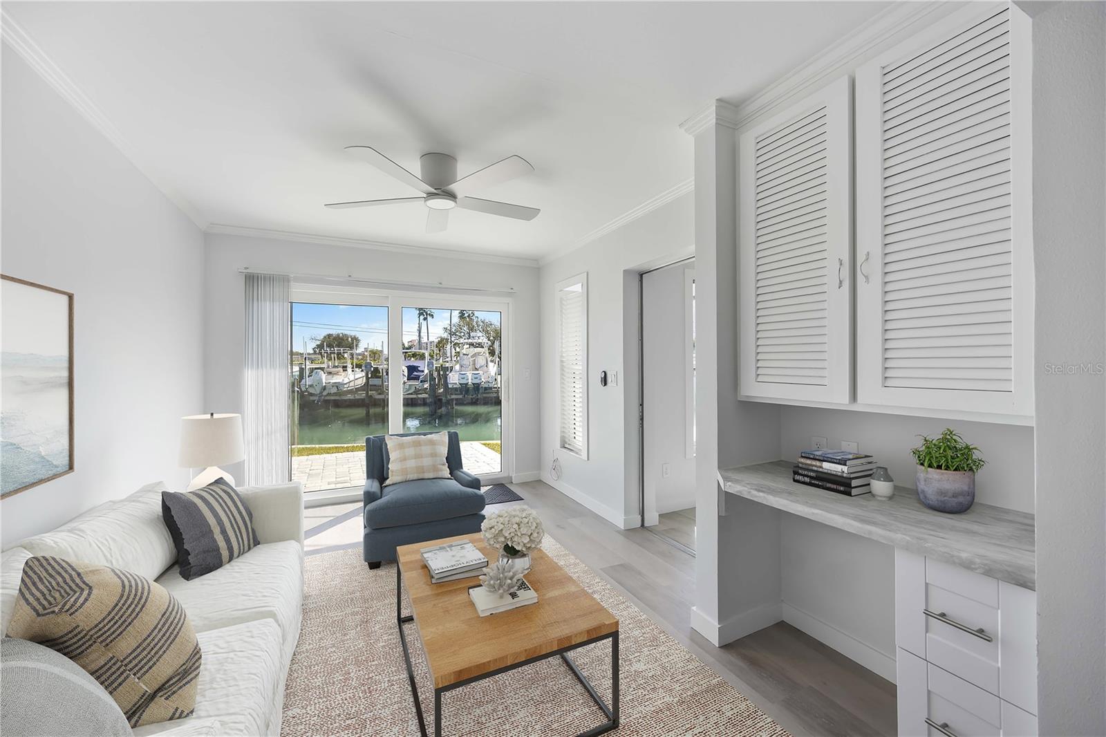 Image 5 of 60 For 825 White Cap Circle 4