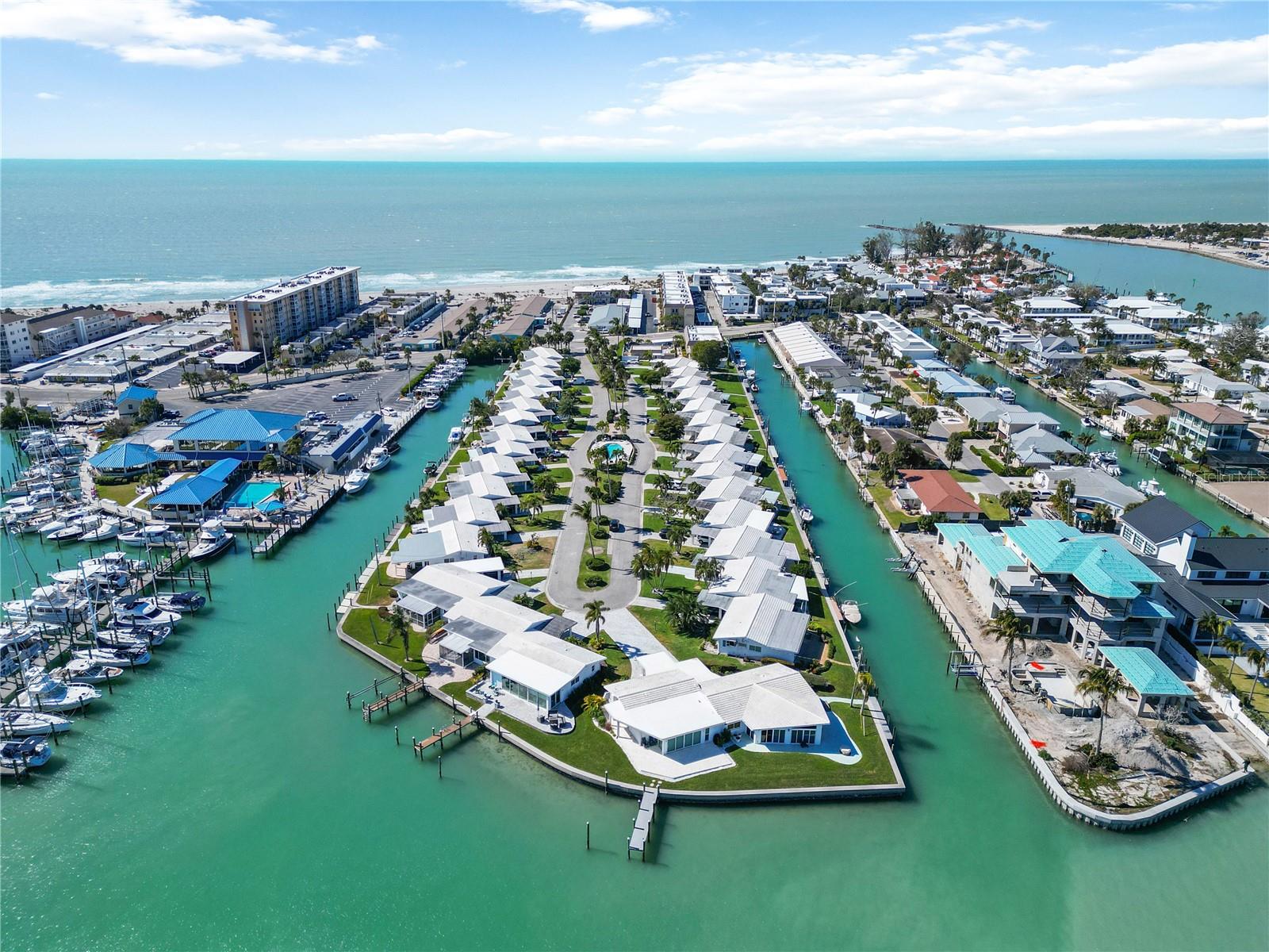 Image 50 of 60 For 825 White Cap Circle 4