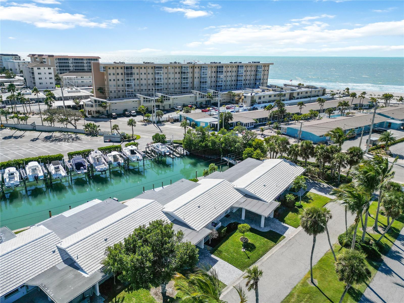 Image 54 of 60 For 825 White Cap Circle 4