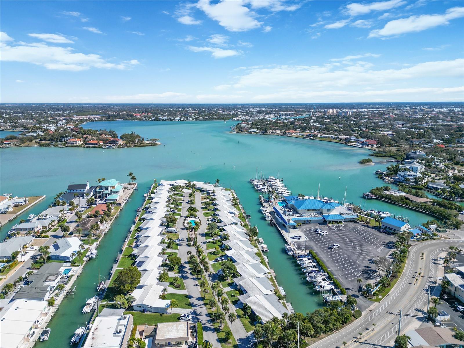 Image 58 of 60 For 825 White Cap Circle 4