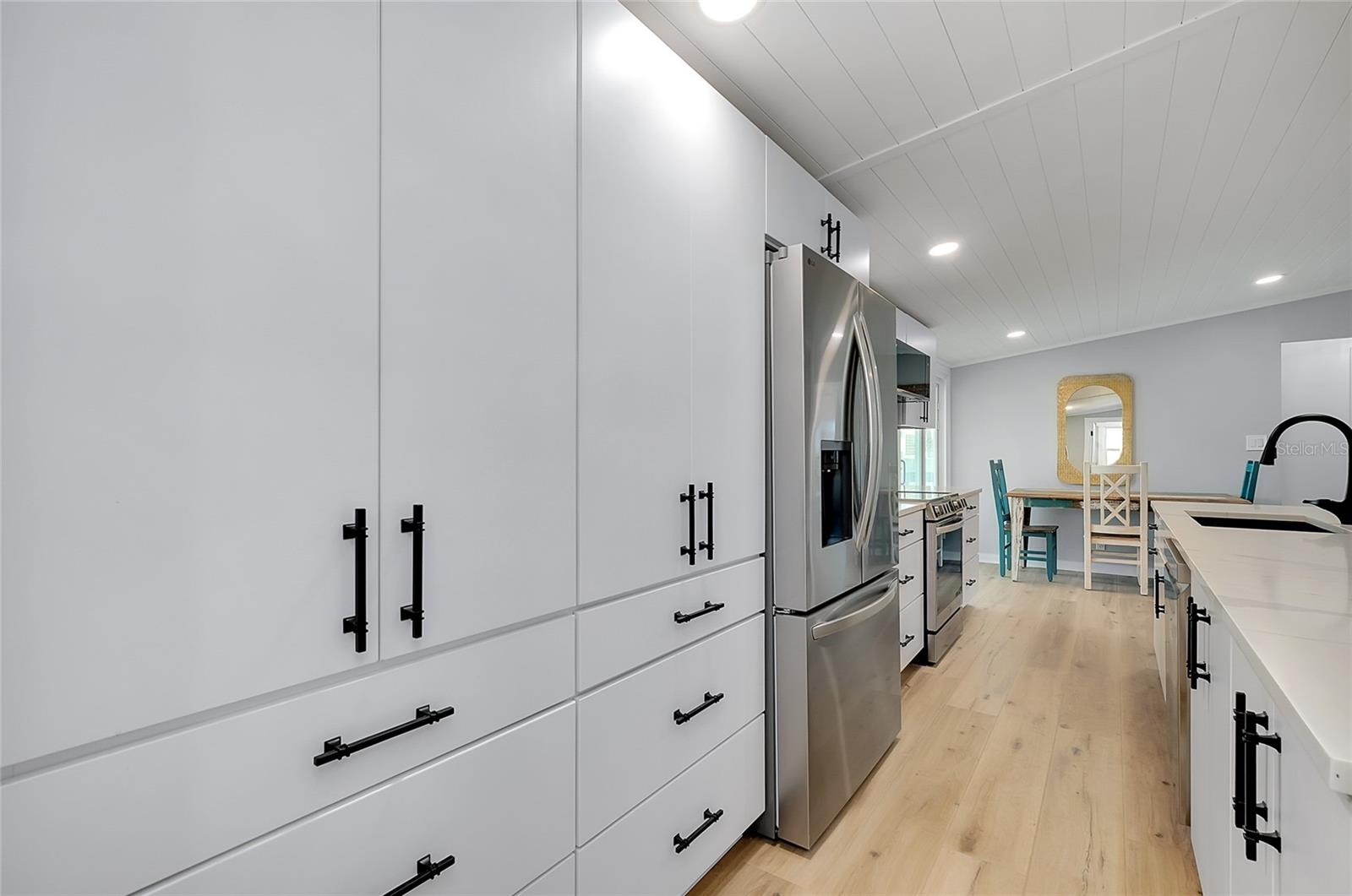 Image 17 of 68 For 408 Hatchett Creek Road