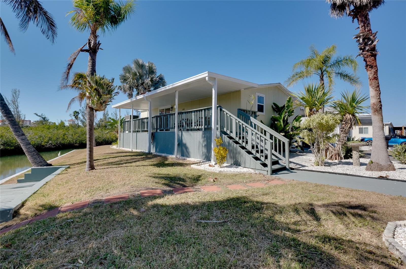 Image 2 of 68 For 408 Hatchett Creek Road