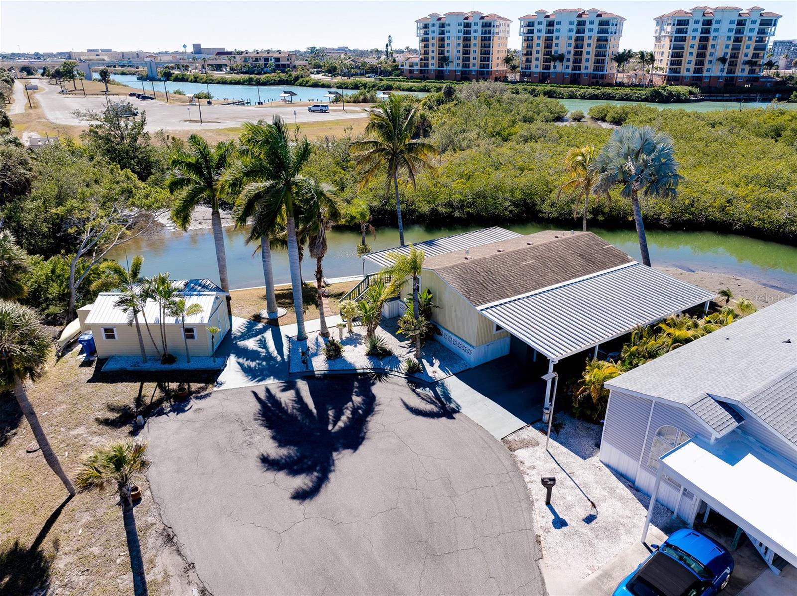 Image 30 of 68 For 408 Hatchett Creek Road