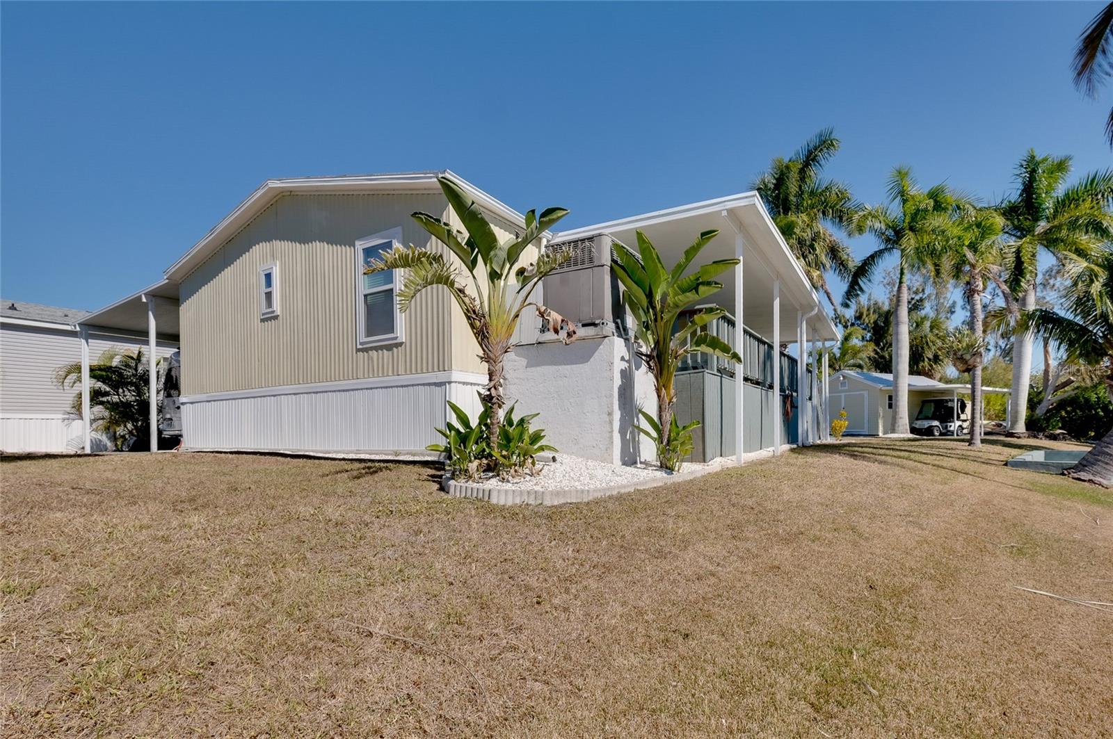 Image 48 of 68 For 408 Hatchett Creek Road