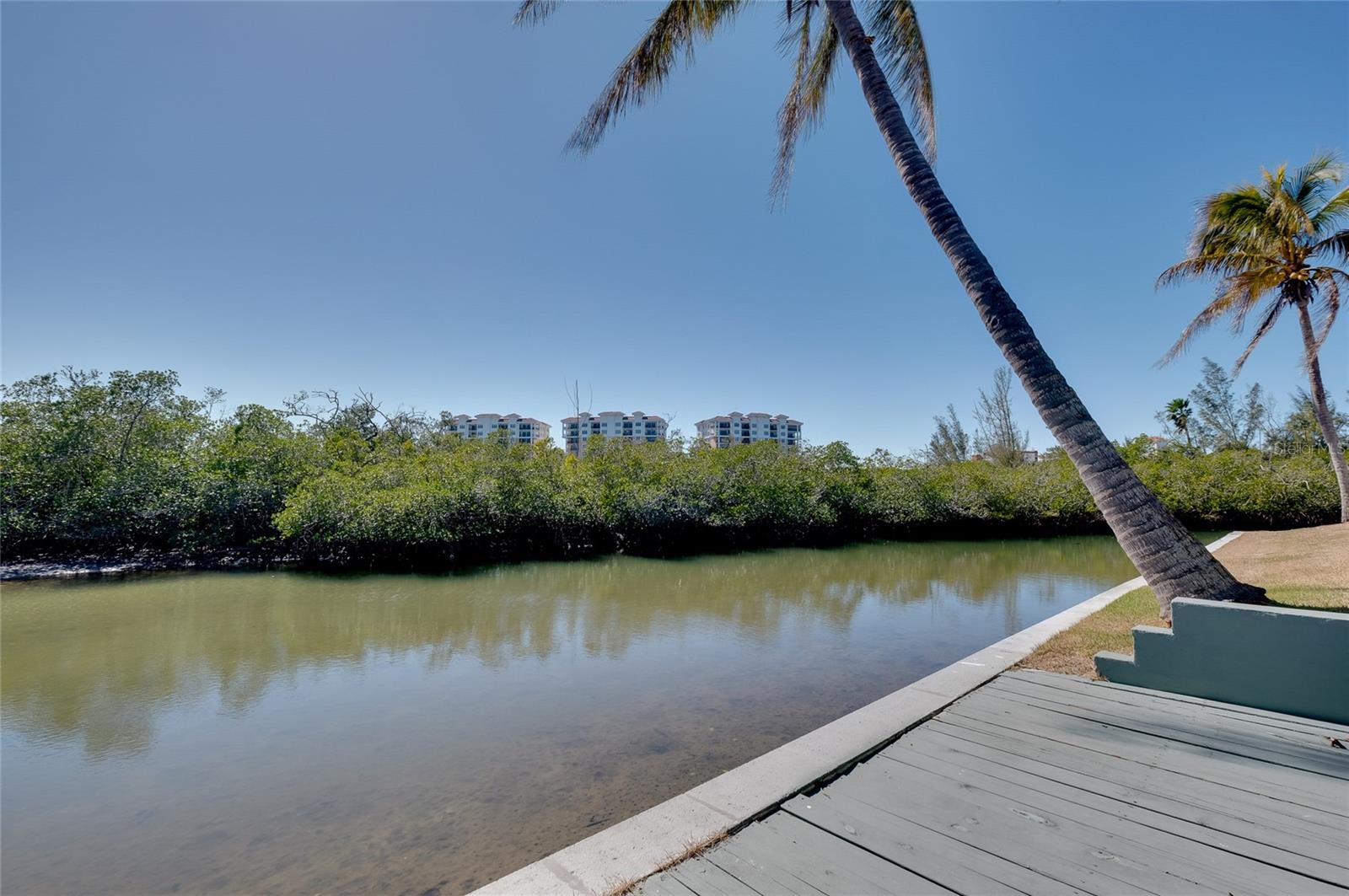 Image 49 of 68 For 408 Hatchett Creek Road