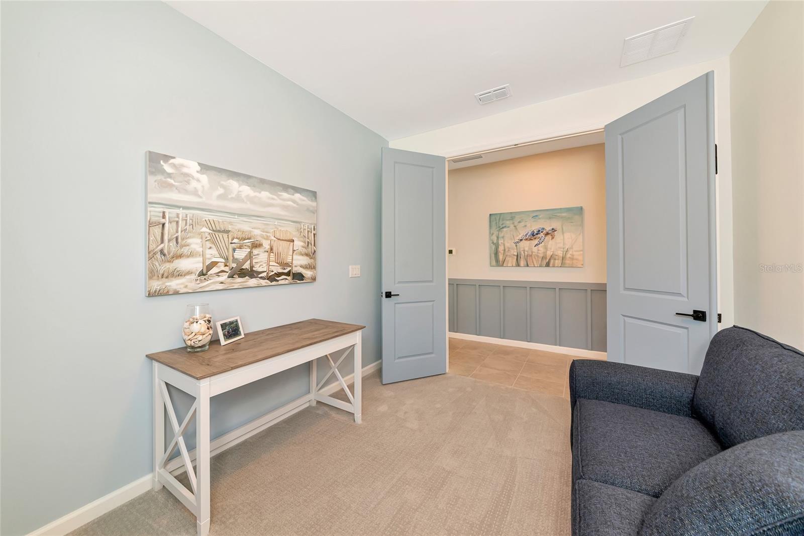 Image 19 of 74 For 10317 Sun Isle Drive