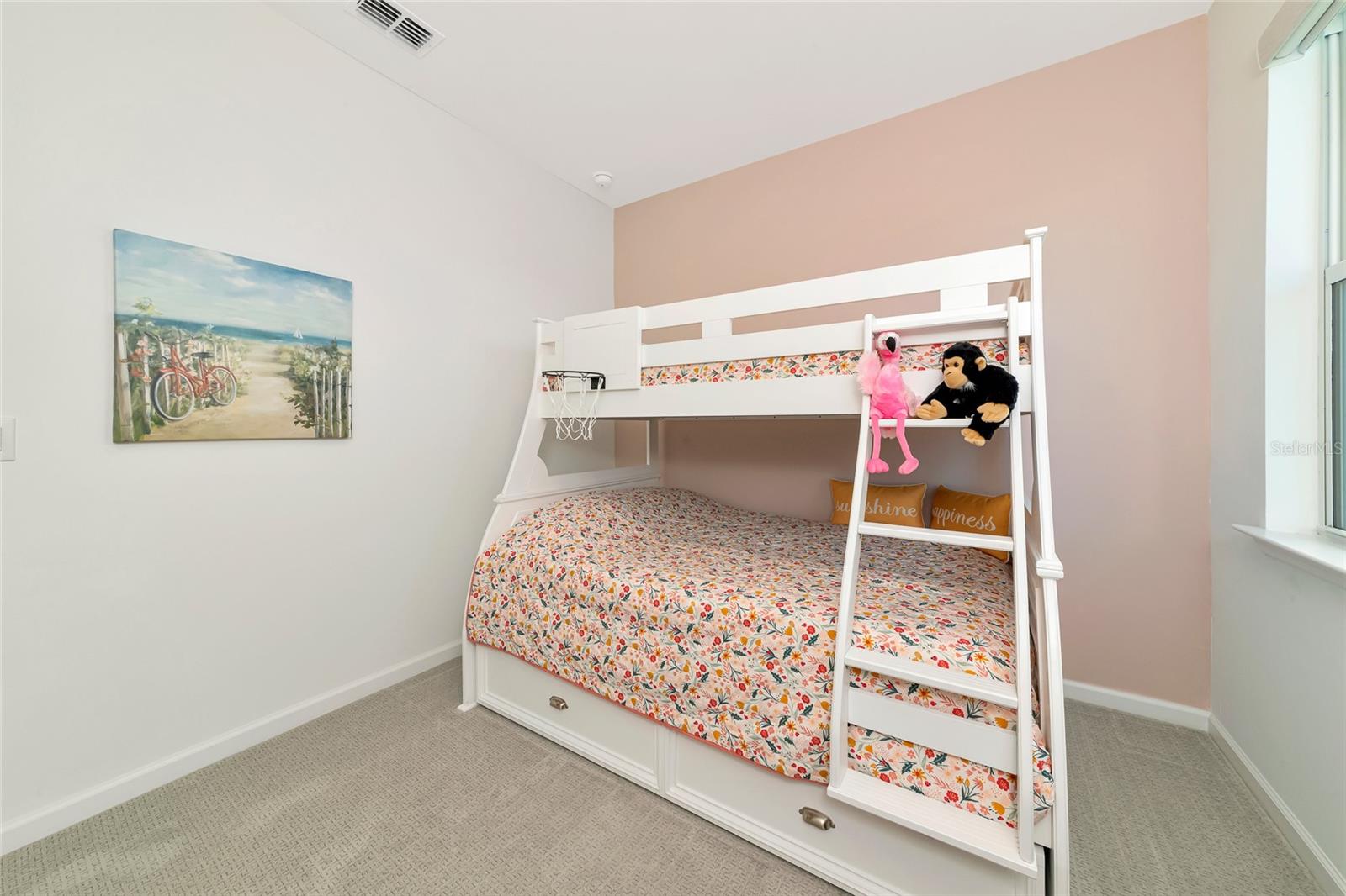 Image 33 of 74 For 10317 Sun Isle Drive